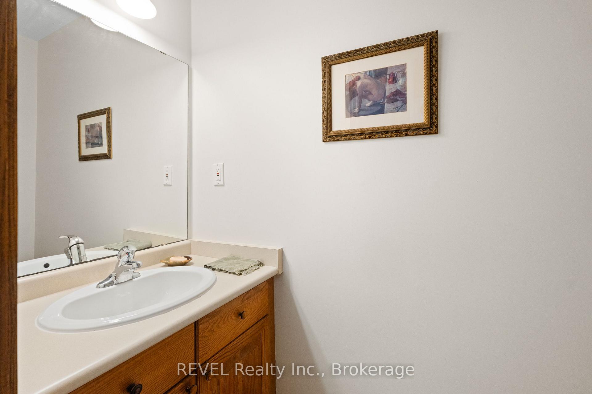 Photo 27 of 43 Flannery Lane, Thorold, Confederation Heights — HOMEH