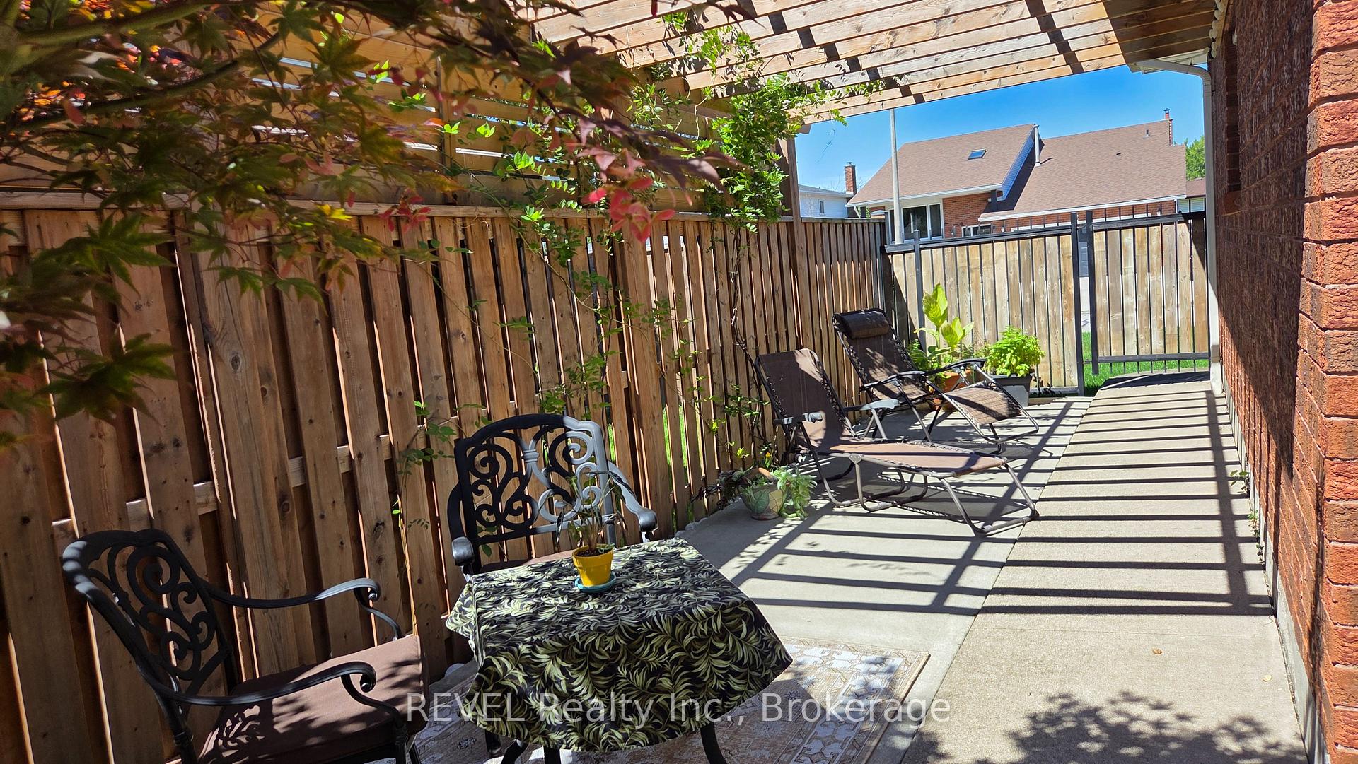 Photo 37 of 43 Flannery Lane, Thorold, Confederation Heights — HOMEH