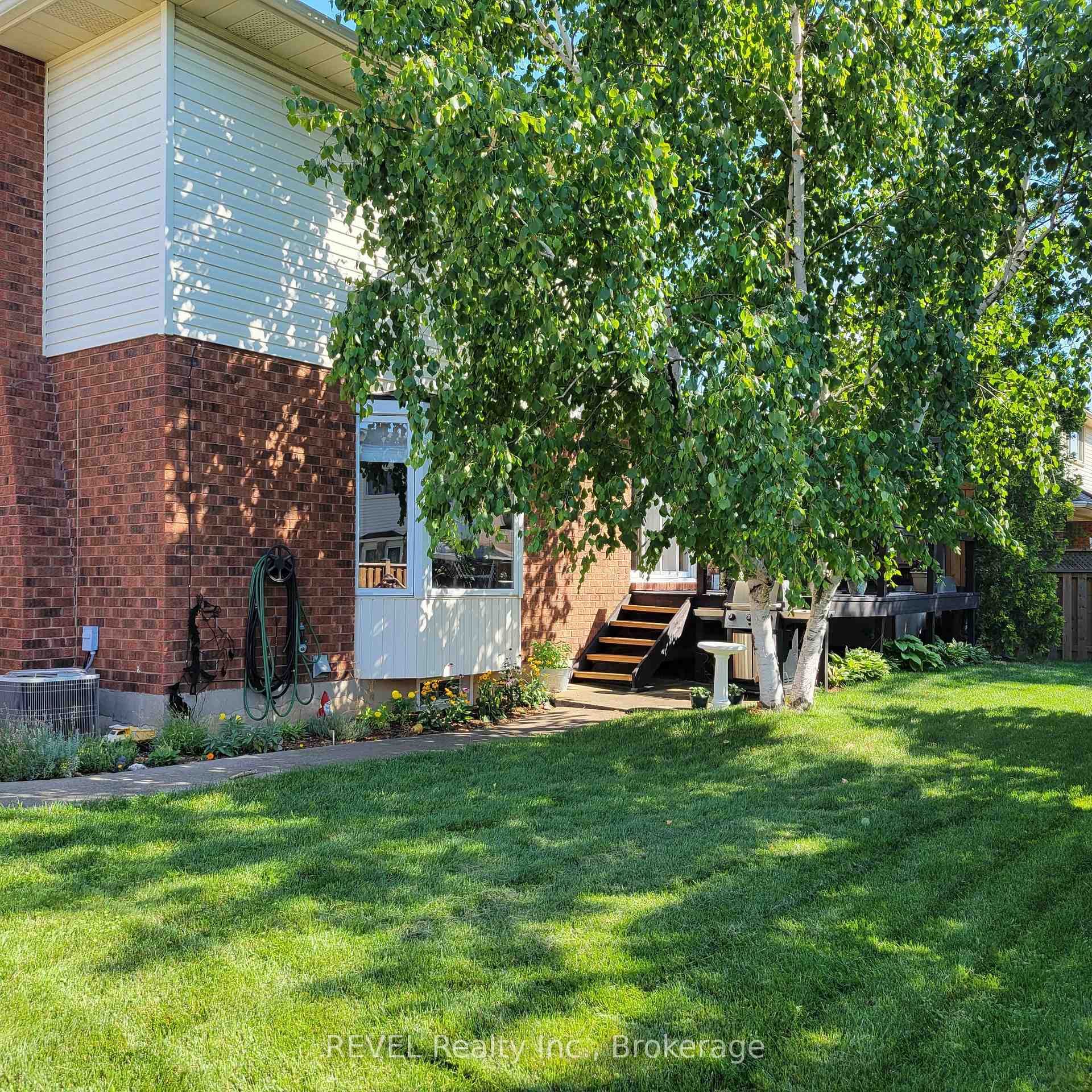 Photo 40 of 43 Flannery Lane, Thorold, Confederation Heights — HOMEH