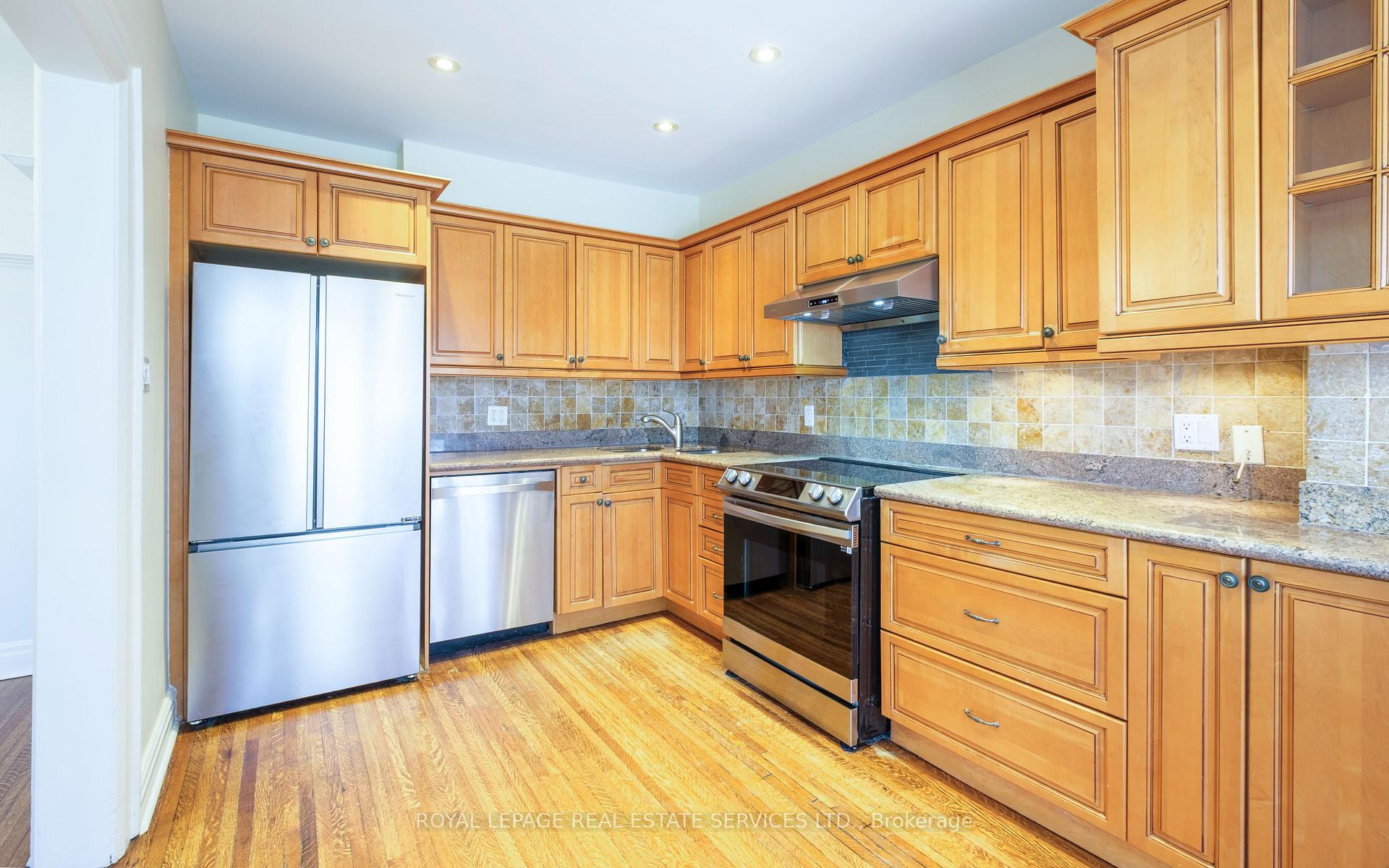 Photo 15 of 94 Chudleigh Avenue, Toronto, Lawrence Park South — HOMEH