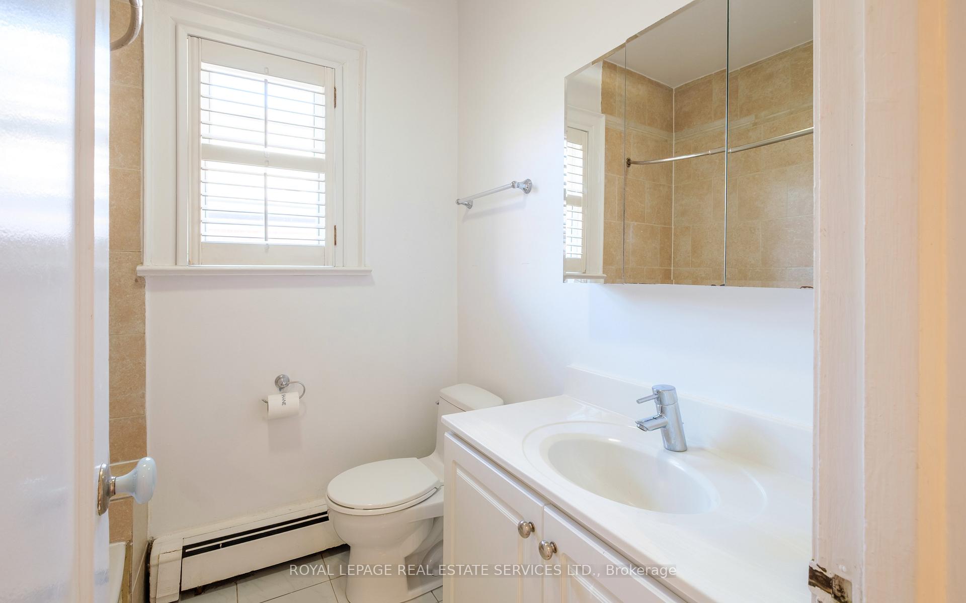 Photo 33 of 94 Chudleigh Avenue, Toronto, Lawrence Park South — HOMEH