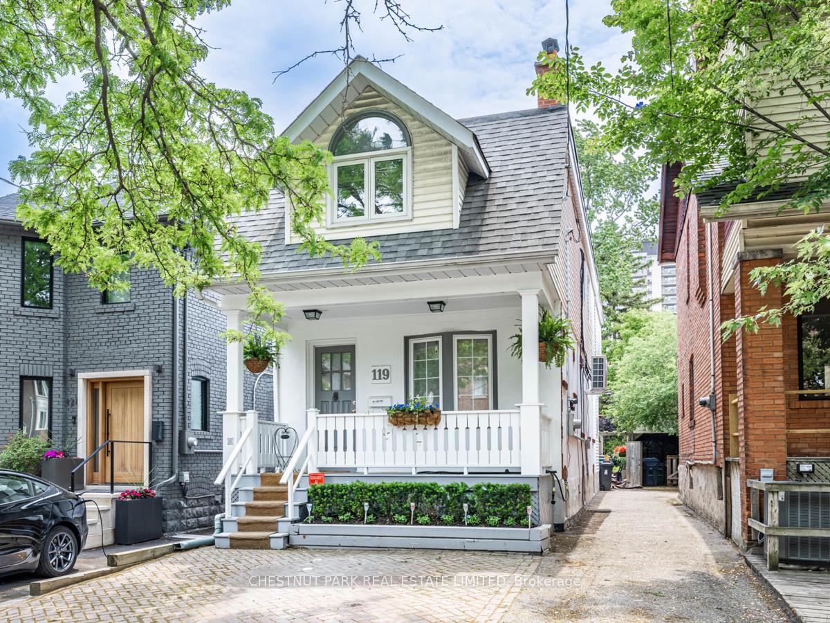 Front of 119 Sherwood Avenue