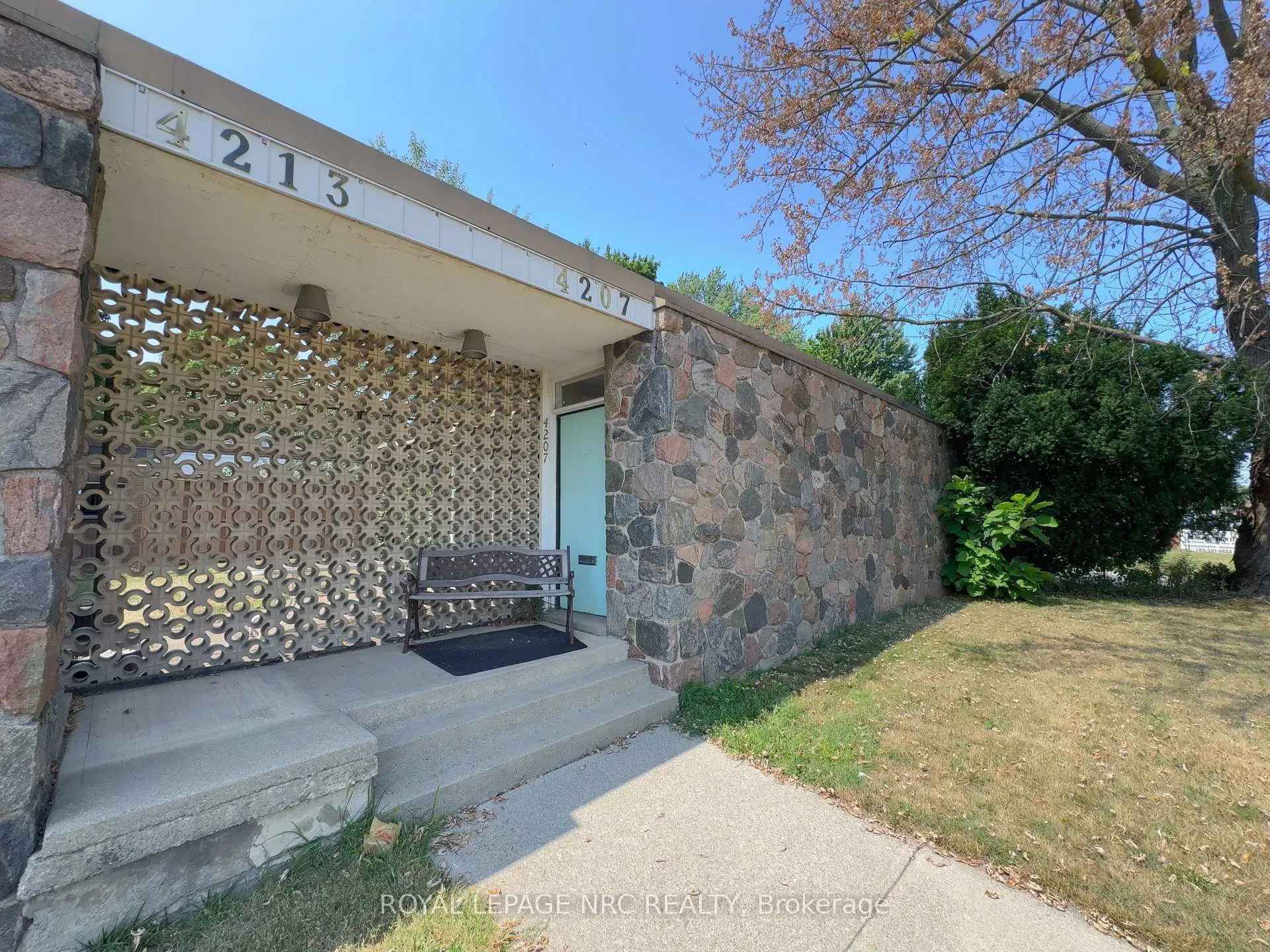 Photo 15 of 4207/4213 Drummond Road, Niagara Falls, Morrison — HOMEH