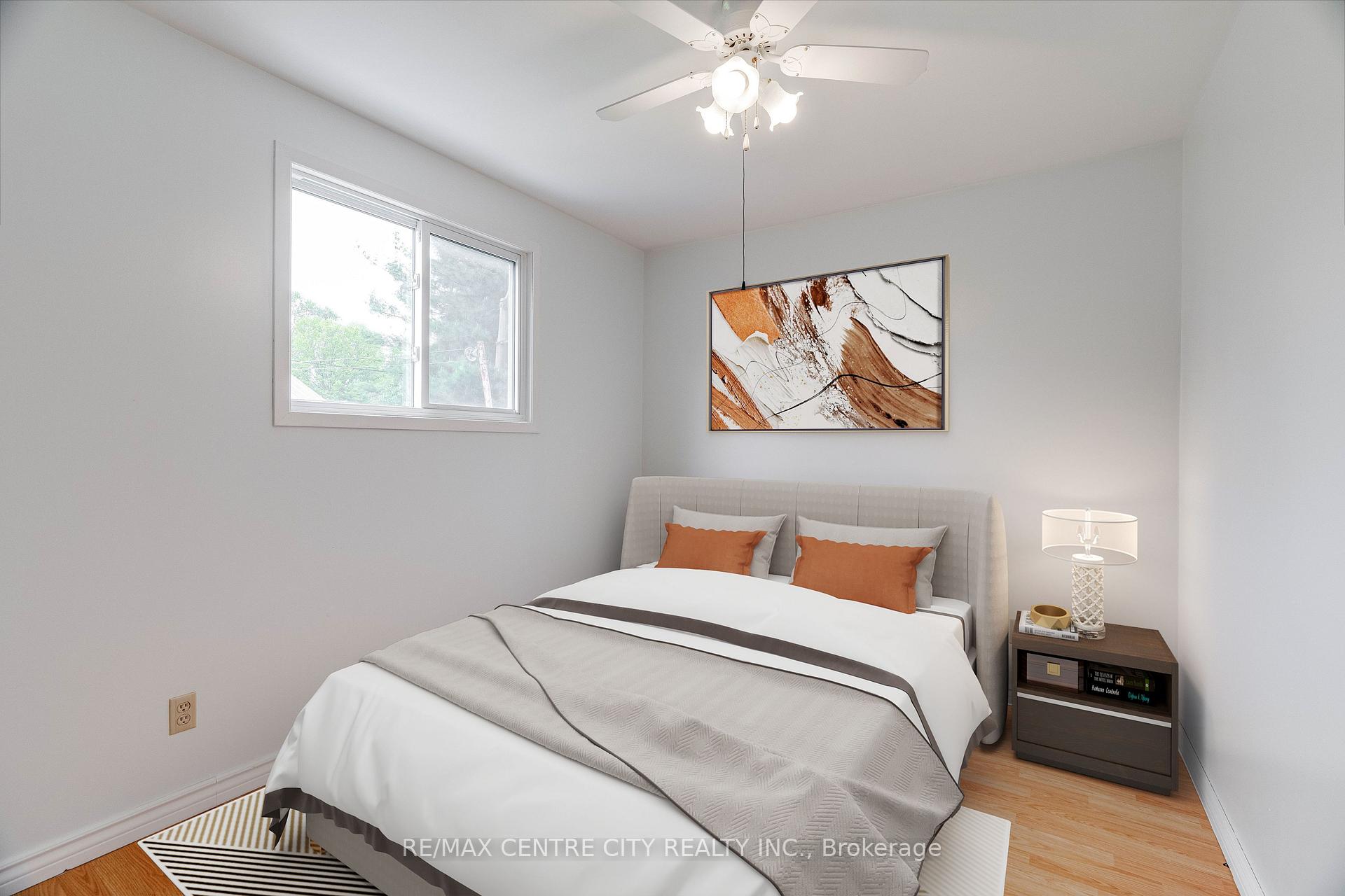 Photo 8 of 70 Scott Street W, Strathroy-Caradoc, SW — HOMEH