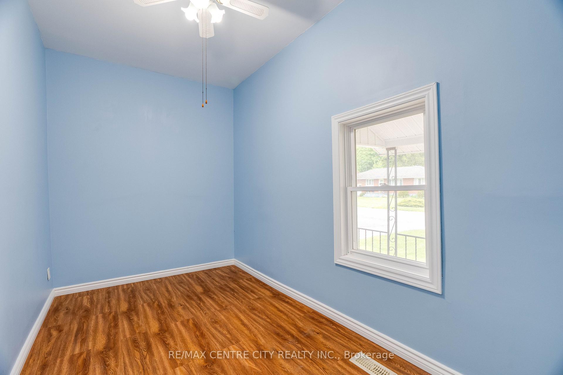 Photo 18 of 70 Scott Street W, Strathroy-Caradoc, SW — HOMEH
