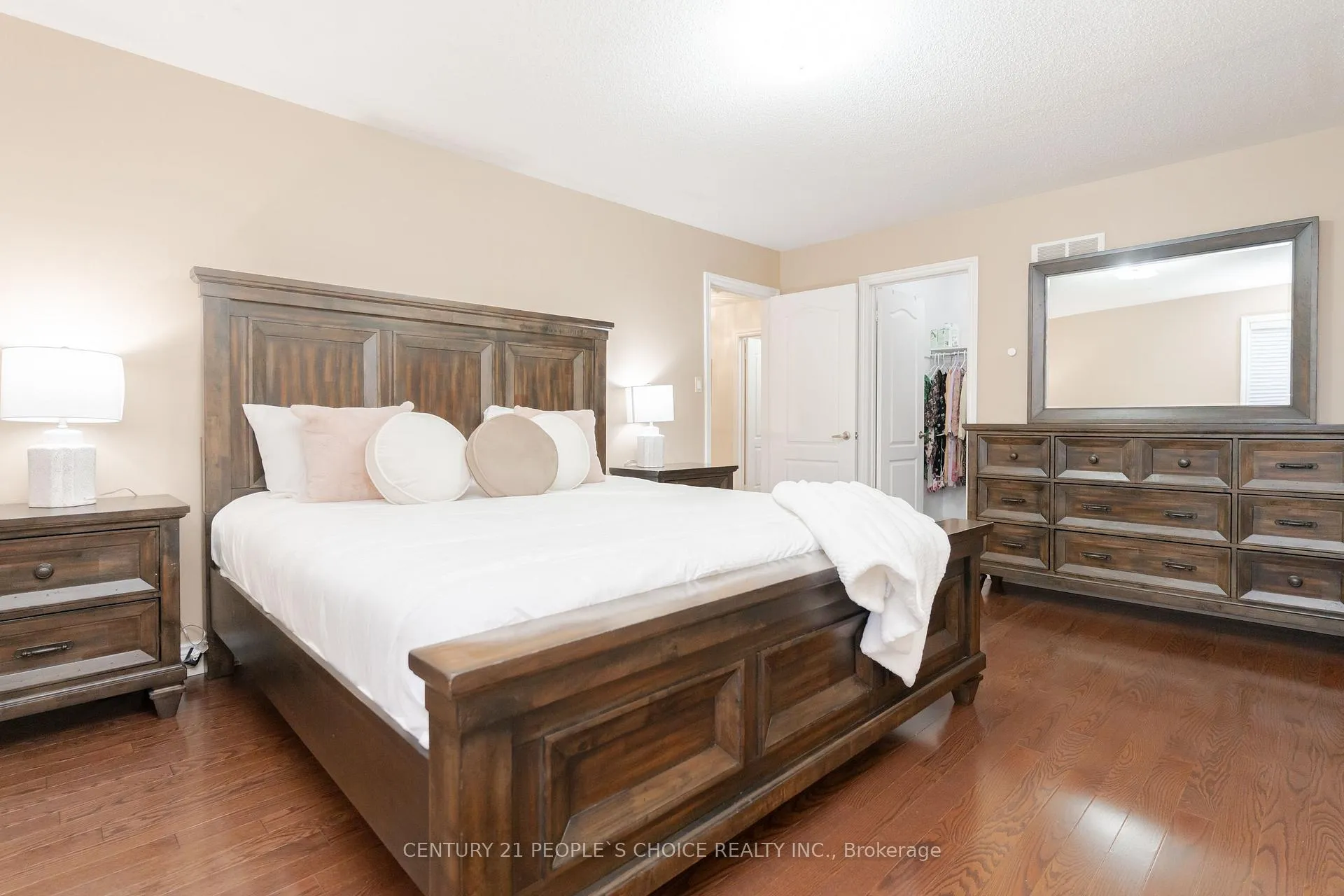 Photo 38 of 39 Huntspoint Drive, Brampton, Bram East — HOMEH