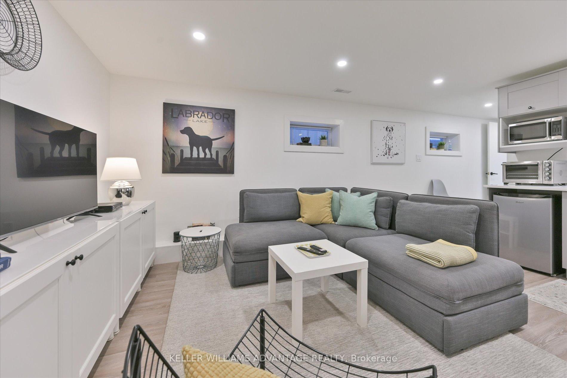 Photo 35 of 1568 Dundas Street E, Toronto, South Riverdale — HOMEH