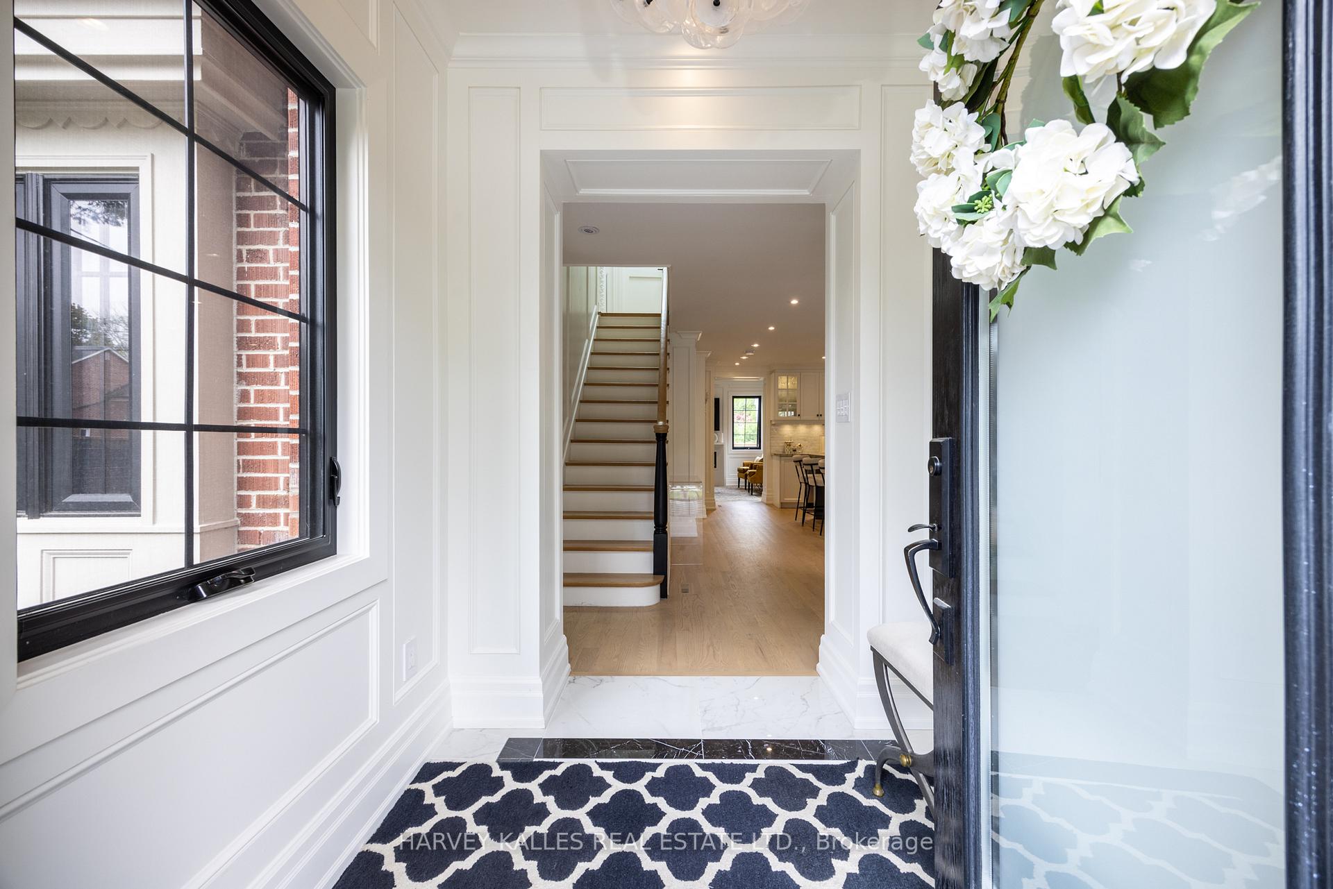 Photo 2 of 84 Kimbark Boulevard, Toronto, Bedford Park-Nortown — HOMEH