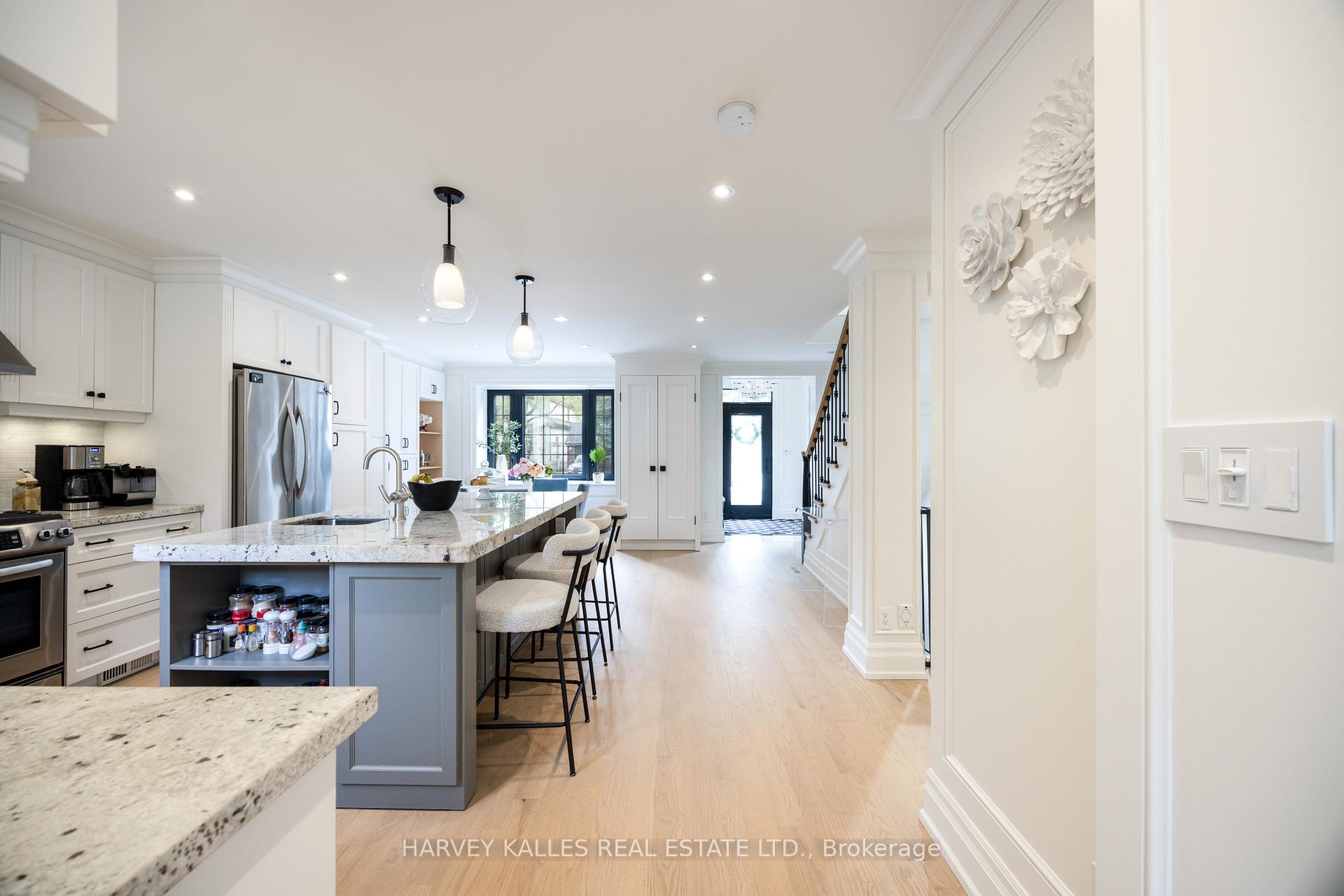 Photo 17 of 84 Kimbark Boulevard, Toronto, Bedford Park-Nortown — HOMEH