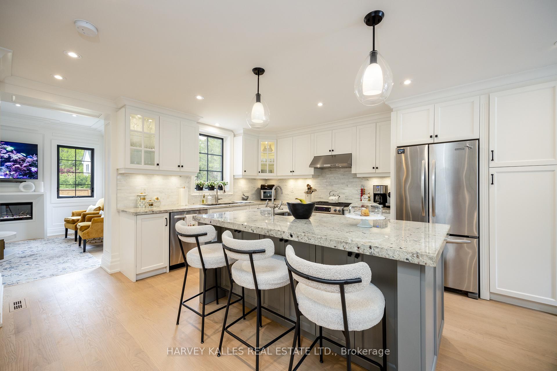 Photo 19 of 84 Kimbark Boulevard, Toronto, Bedford Park-Nortown — HOMEH