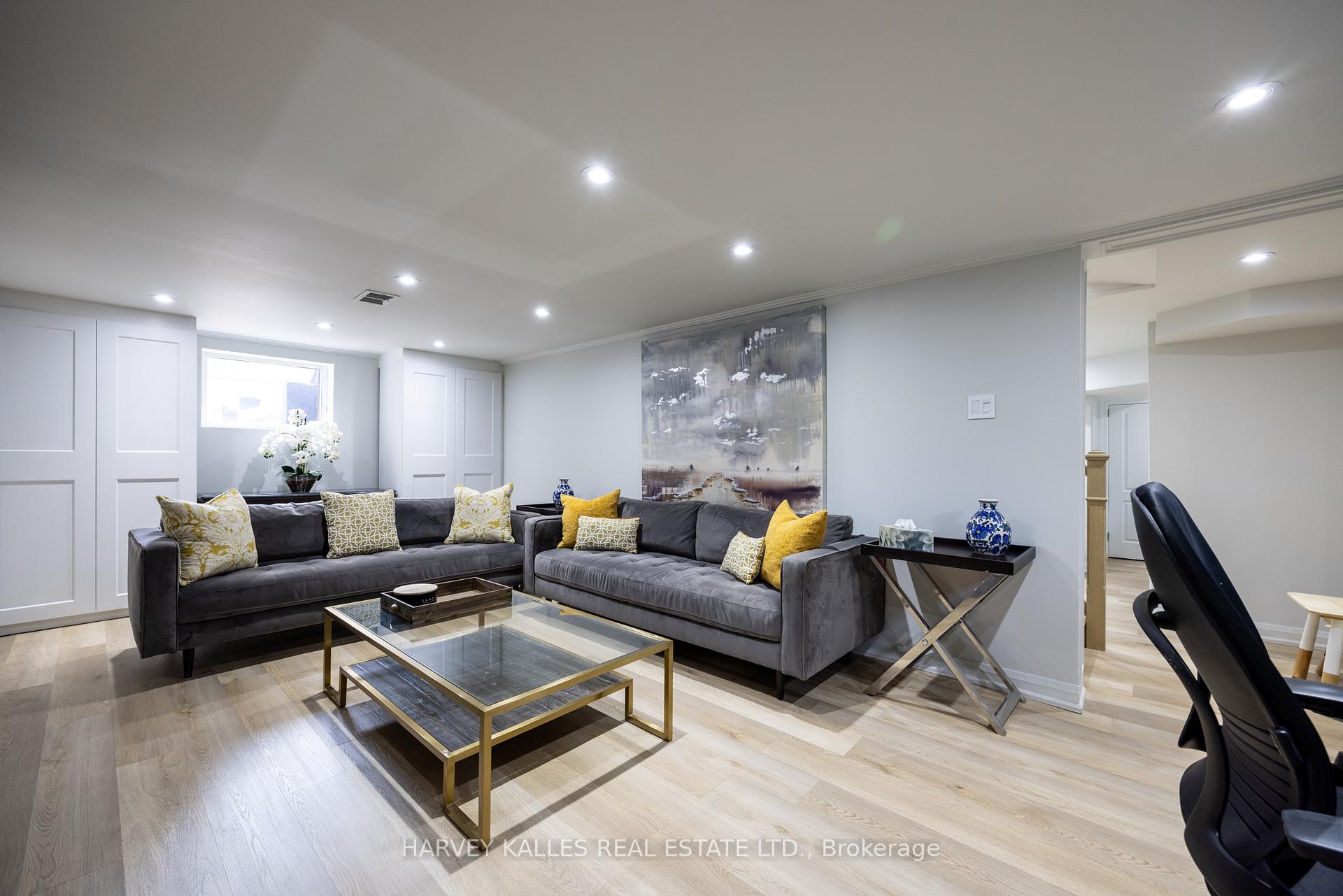 Photo 34 of 84 Kimbark Boulevard, Toronto, Bedford Park-Nortown — HOMEH