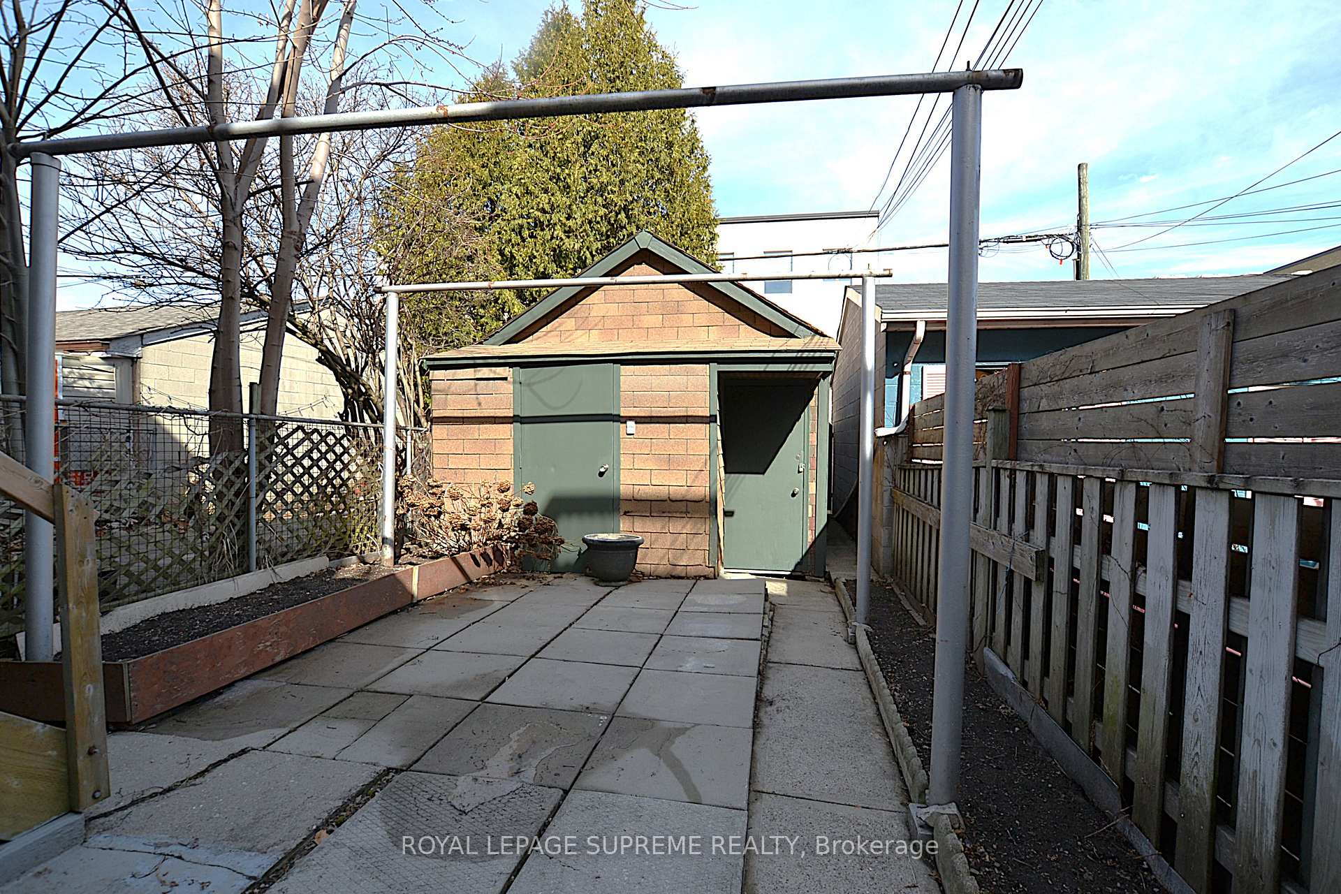Photo 21 of 24 Muir Avenue, Toronto, Dufferin Grove — HOMEH