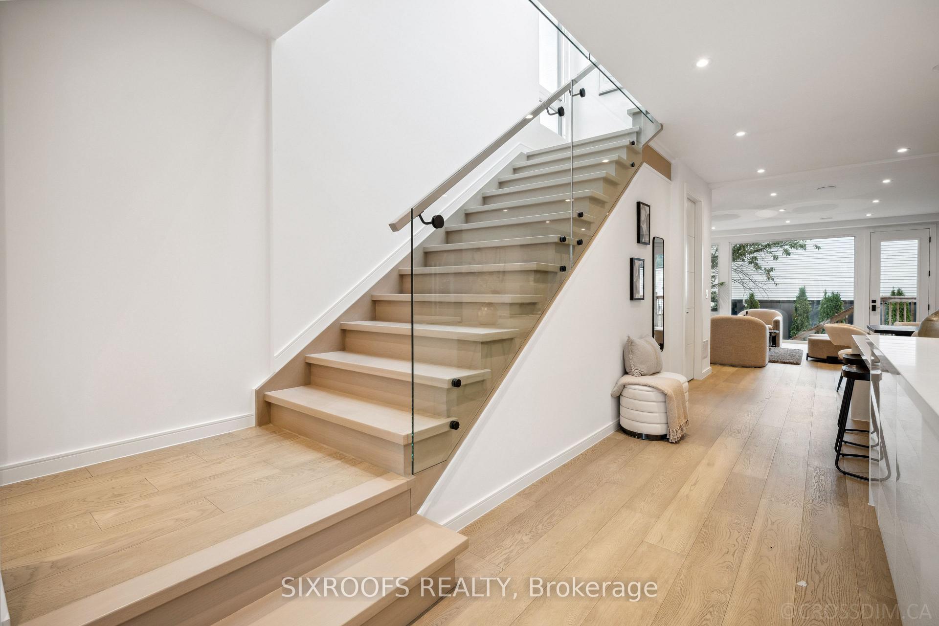 Photo 21 of 41 Dunkirk Road, Toronto, Danforth Village-East York — HOMEH