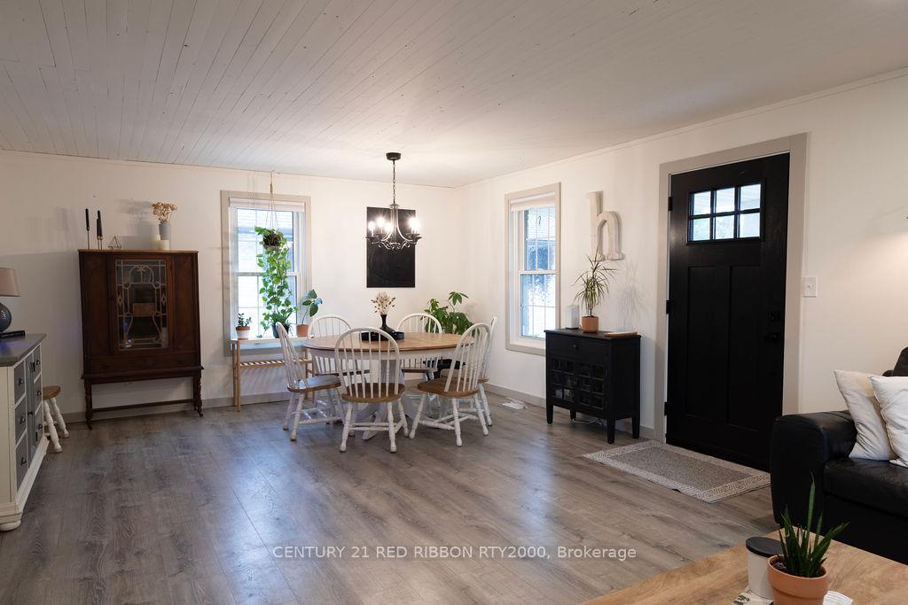 Photo 8 of 106 Egerton Street, Strathroy-Caradoc, SE — HOMEH