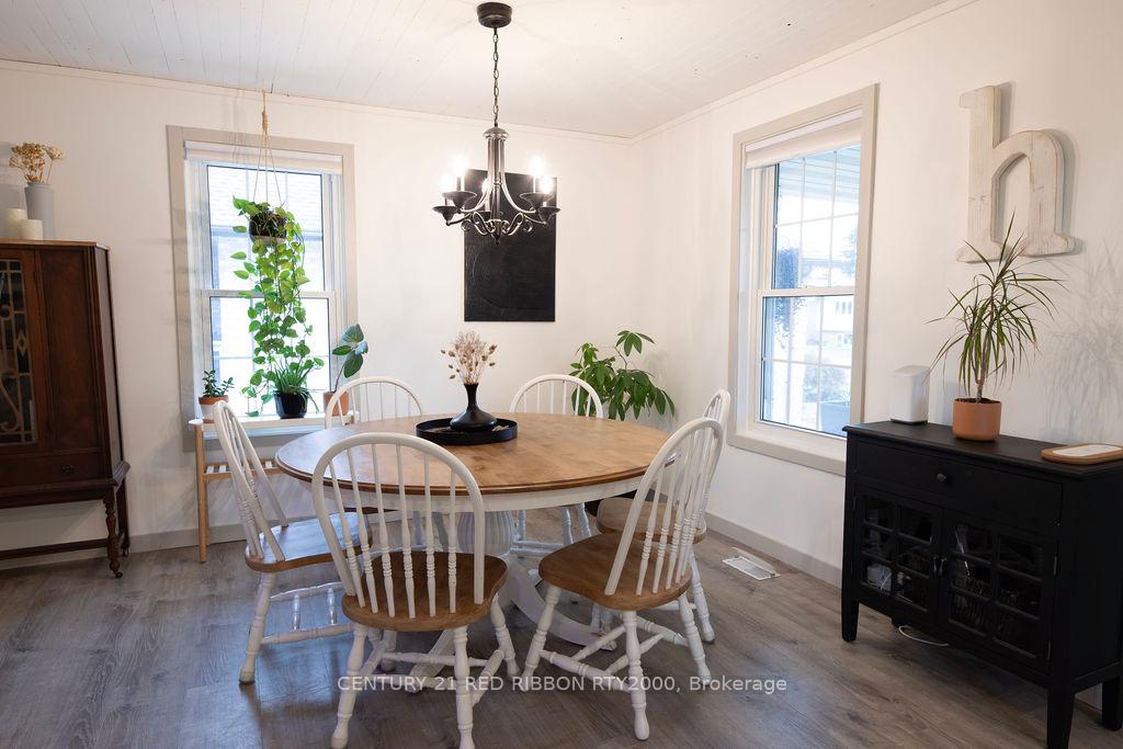 Photo 9 of 106 Egerton Street, Strathroy-Caradoc, SE — HOMEH