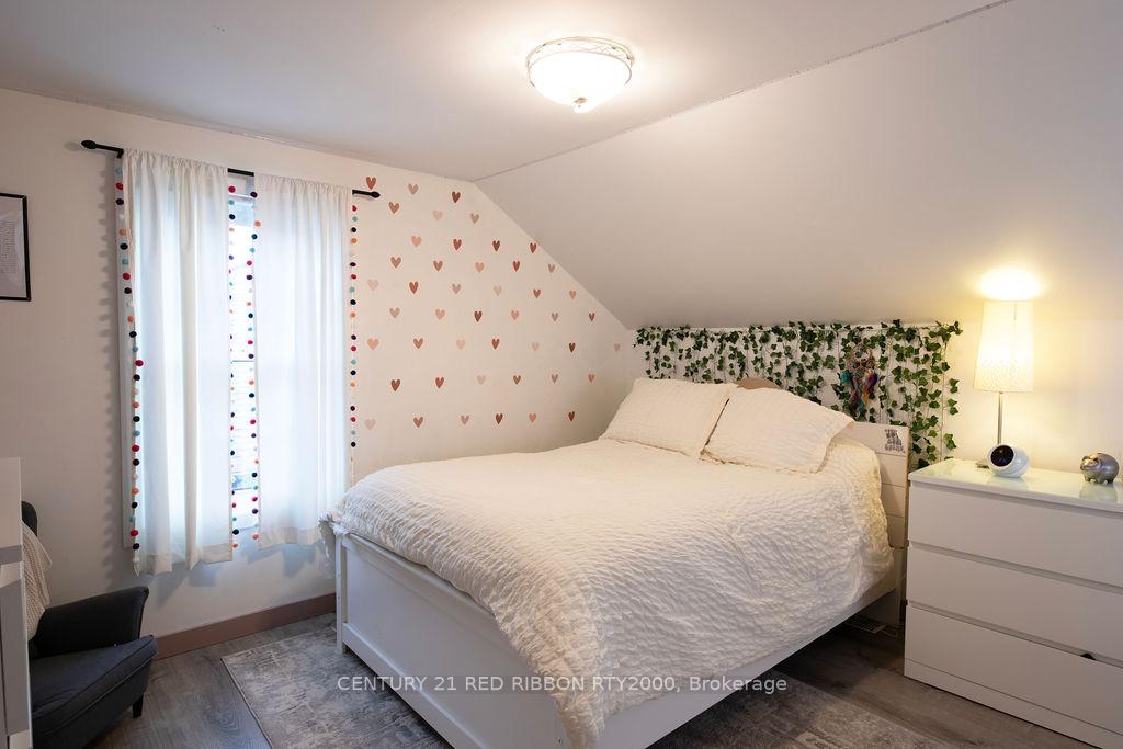 Photo 23 of 106 Egerton Street, Strathroy-Caradoc, SE — HOMEH