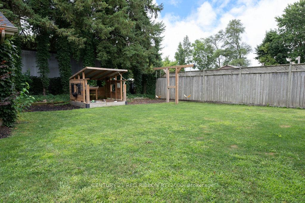 Photo 39 of 106 Egerton Street, Strathroy-Caradoc, SE — HOMEH