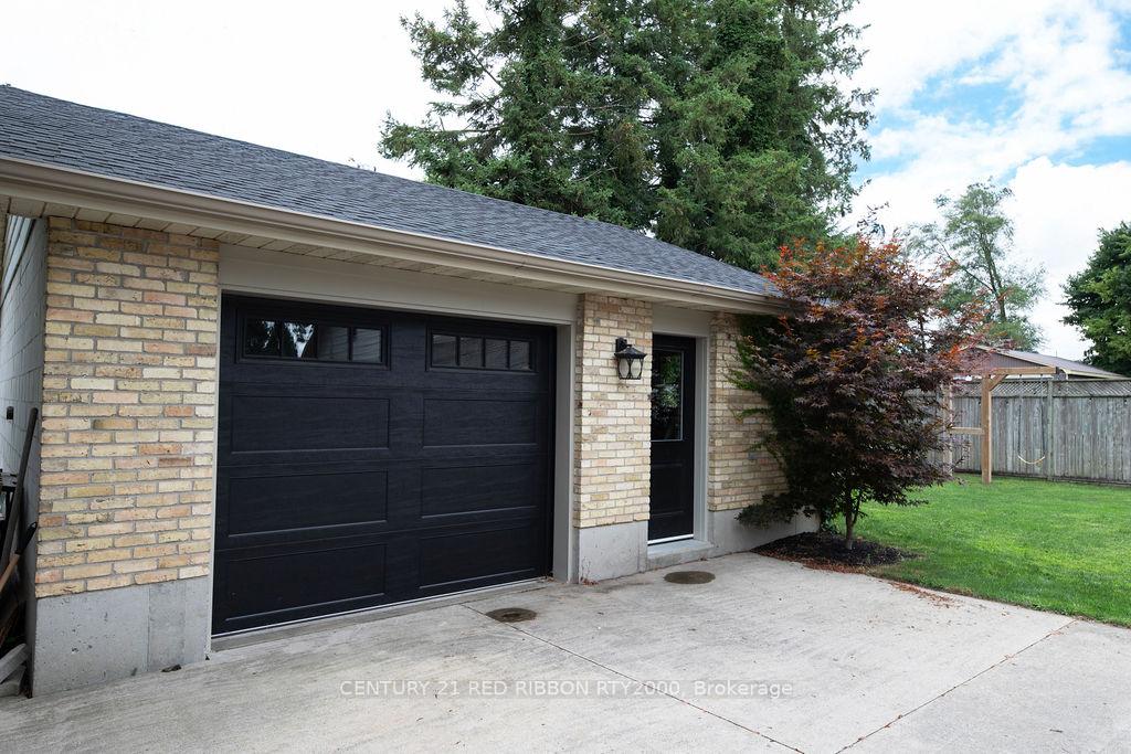 Photo 47 of 106 Egerton Street, Strathroy-Caradoc, SE — HOMEH