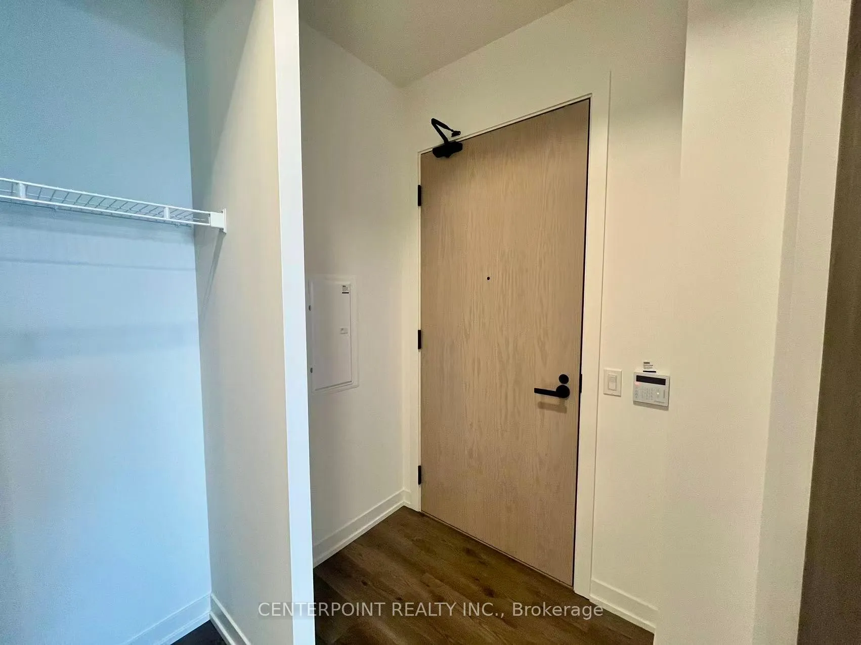 Photo 2 of Unit 2707, 8 Interchange Way, Vaughan, Vaughan Corporate Centre — HOMEH