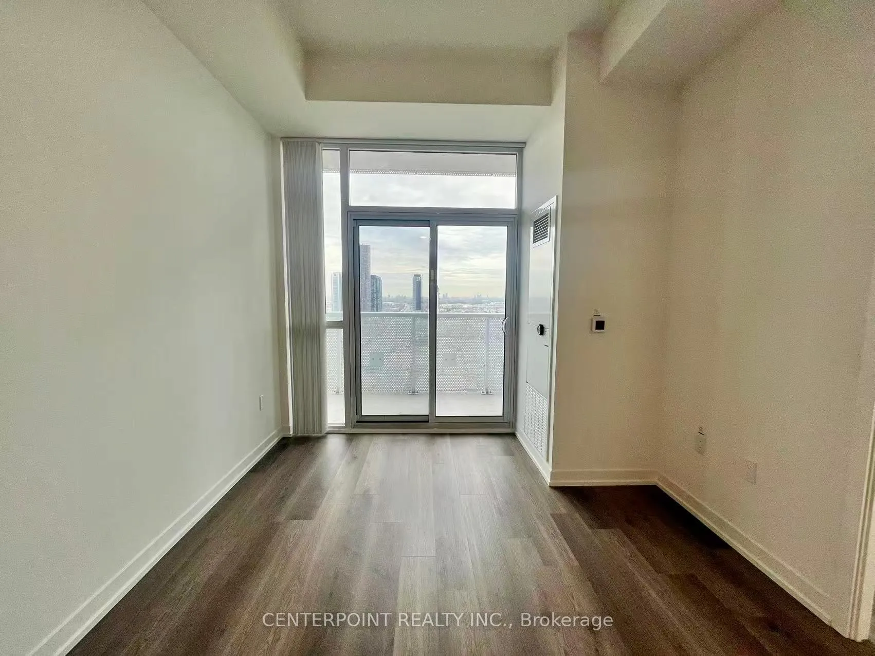 Photo 5 of Unit 2707, 8 Interchange Way, Vaughan, Vaughan Corporate Centre — HOMEH