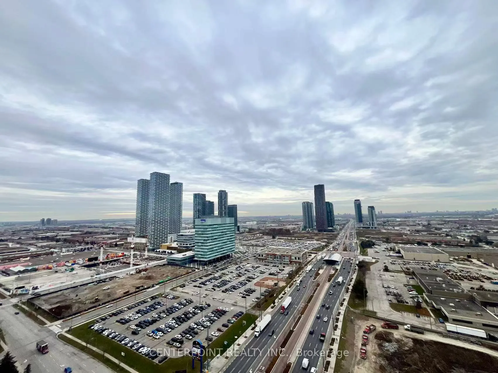 Photo 12 of Unit 2707, 8 Interchange Way, Vaughan, Vaughan Corporate Centre — HOMEH