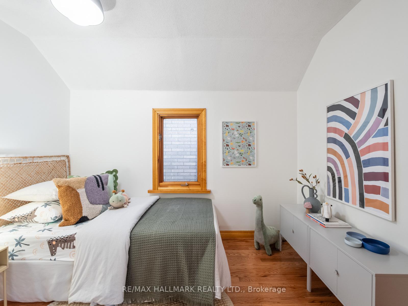 Photo 29 of 30 Shudell Avenue, Toronto, Blake-Jones — HOMEH