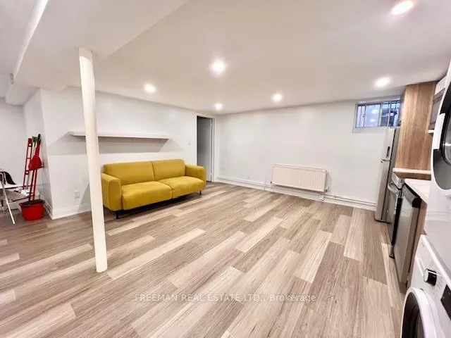 Photo 5 of Unit 5, 545 Palmerston Boulevard, Toronto, Palmerston-Little Italy — HOMEH