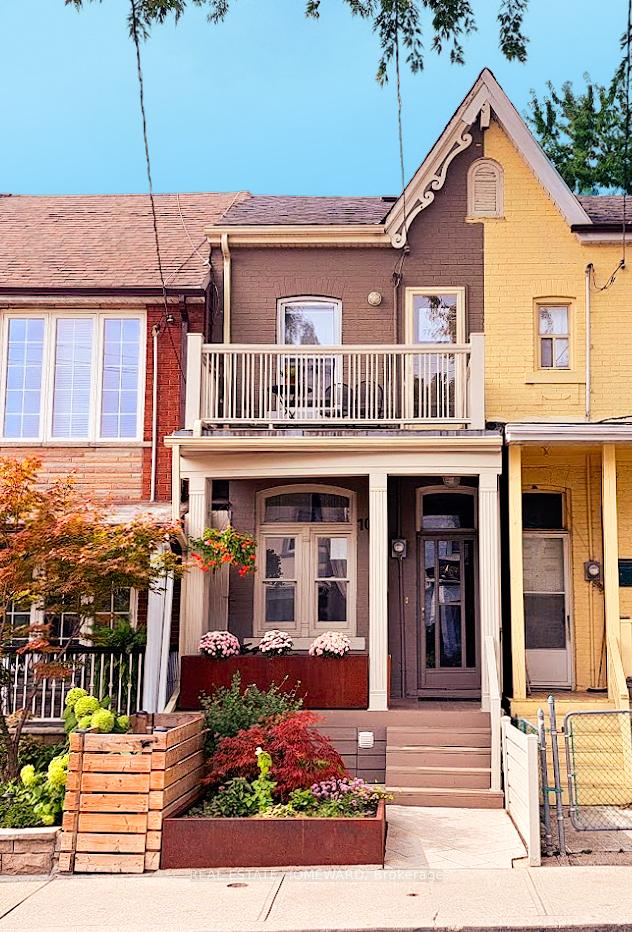 Photo 1 of 104 Manning Avenue, Toronto, Trinity-Bellwoods — HOMEH