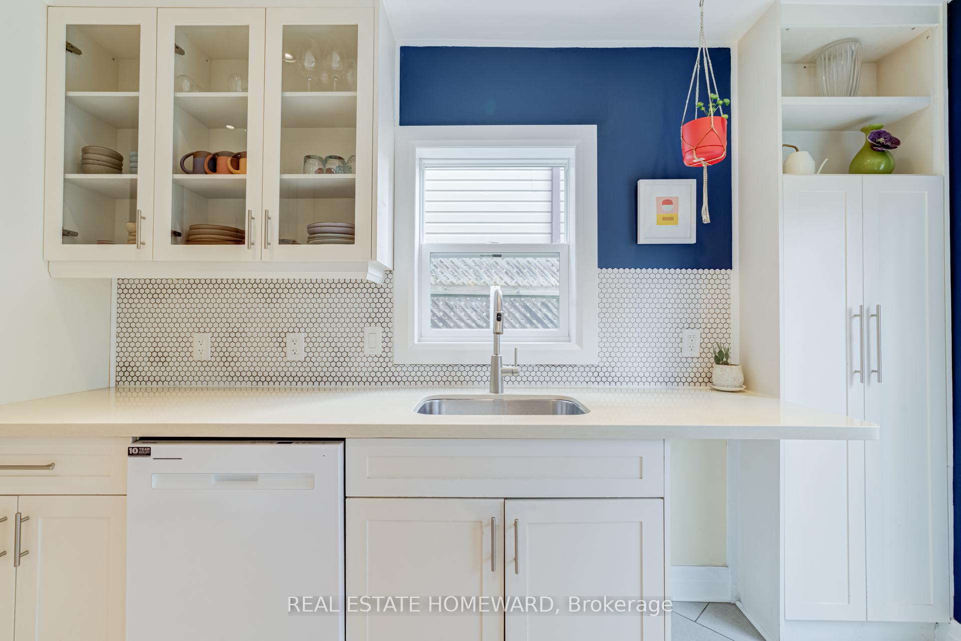 Photo 17 of 104 Manning Avenue, Toronto, Trinity-Bellwoods — HOMEH