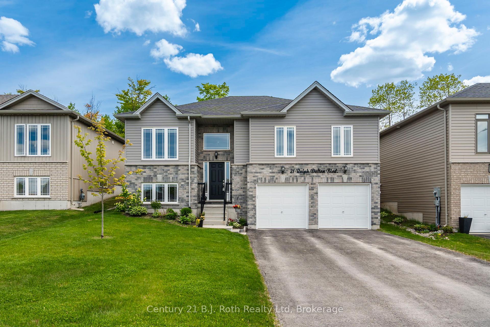 Photo 1 of 21 Ralph Dalton Boulevard, Tay, Victoria Harbour — HOMEH
