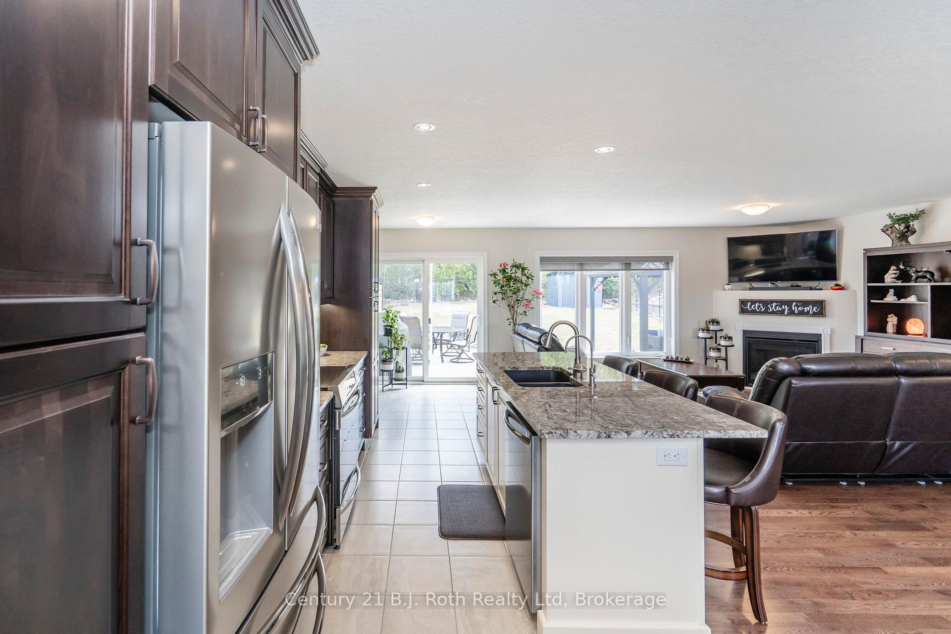 Photo 7 of 21 Ralph Dalton Boulevard, Tay, Victoria Harbour — HOMEH