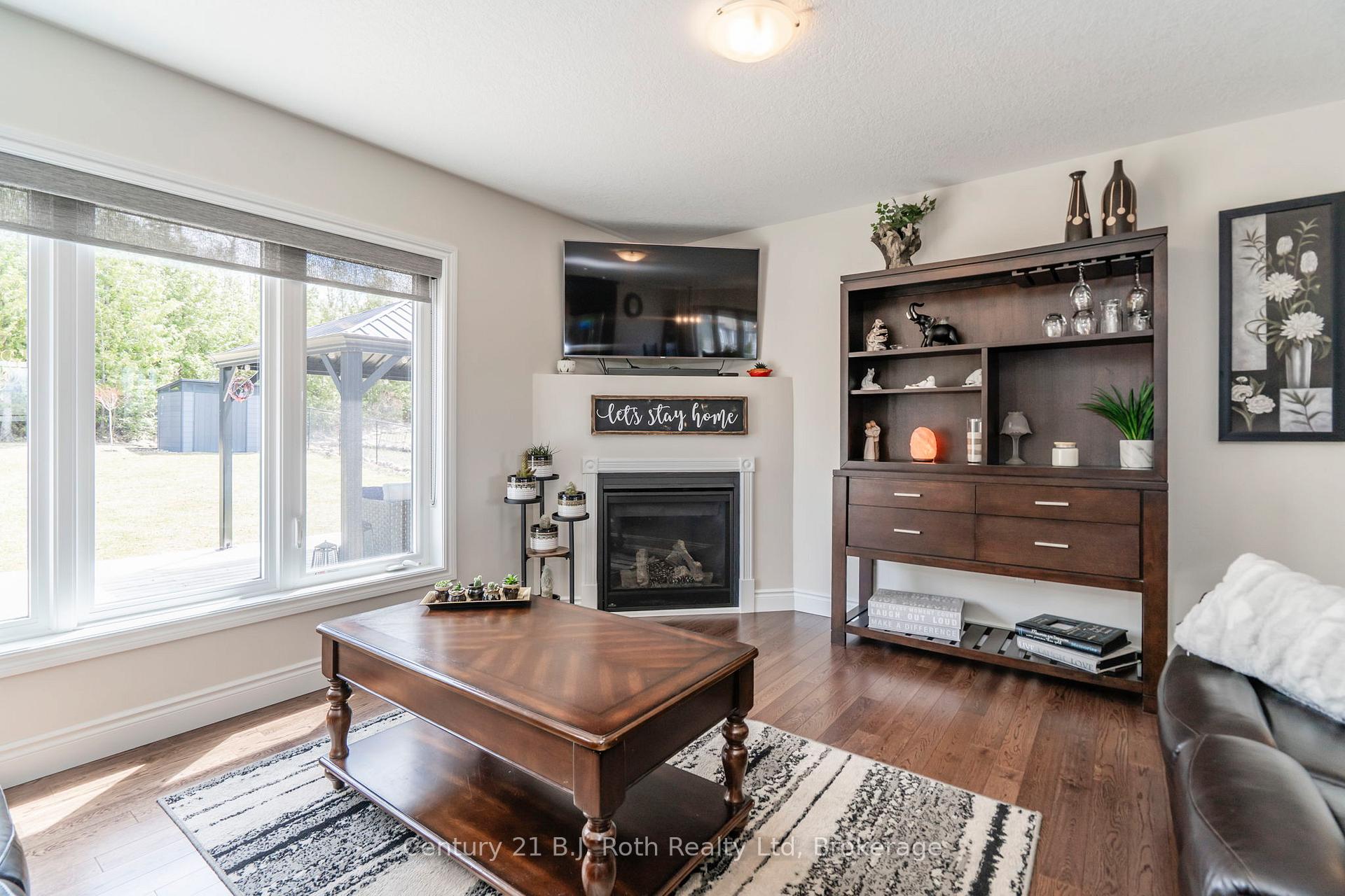 Photo 14 of 21 Ralph Dalton Boulevard, Tay, Victoria Harbour — HOMEH