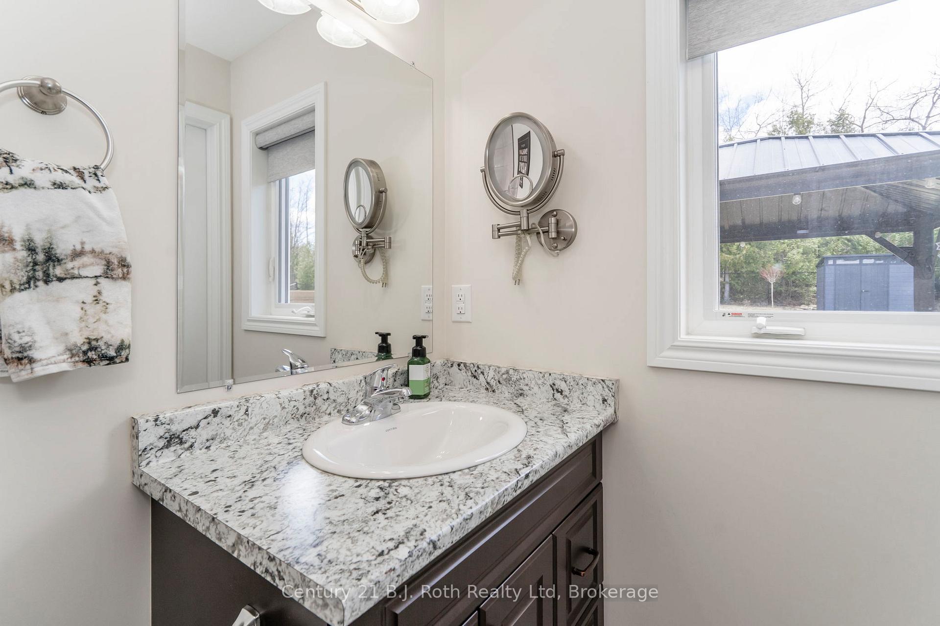 Photo 22 of 21 Ralph Dalton Boulevard, Tay, Victoria Harbour — HOMEH