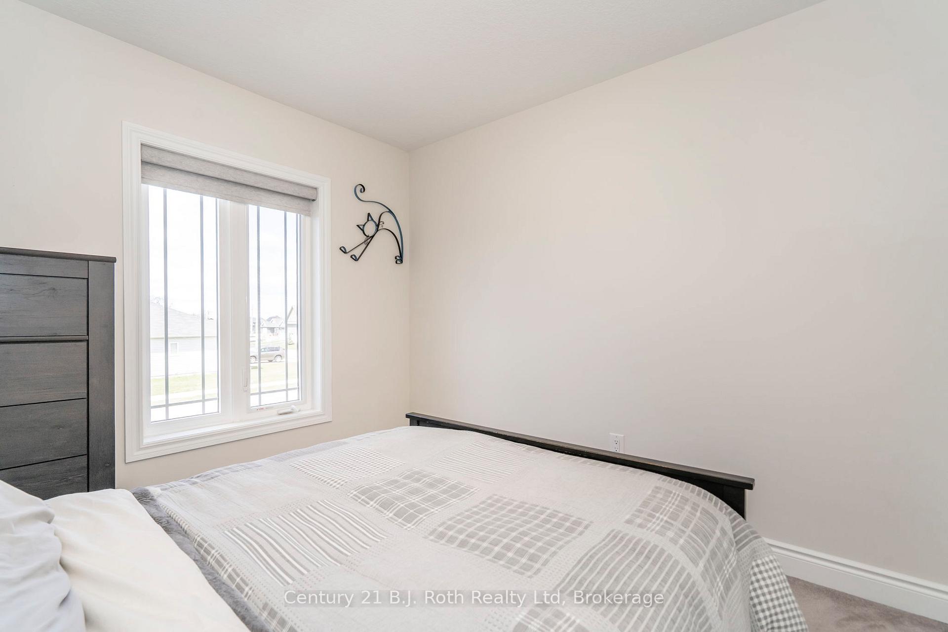 Photo 24 of 21 Ralph Dalton Boulevard, Tay, Victoria Harbour — HOMEH