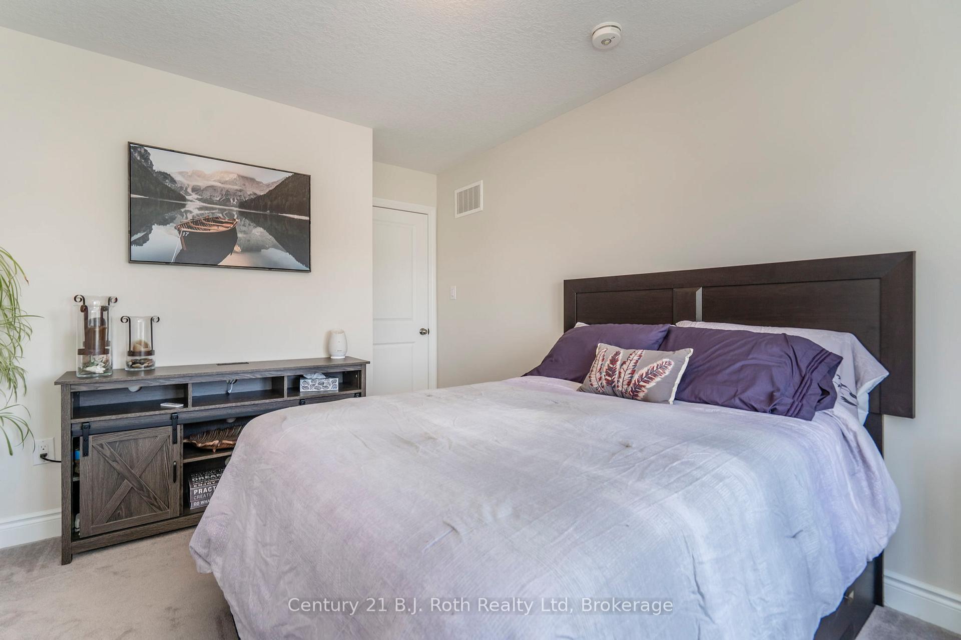 Photo 28 of 21 Ralph Dalton Boulevard, Tay, Victoria Harbour — HOMEH