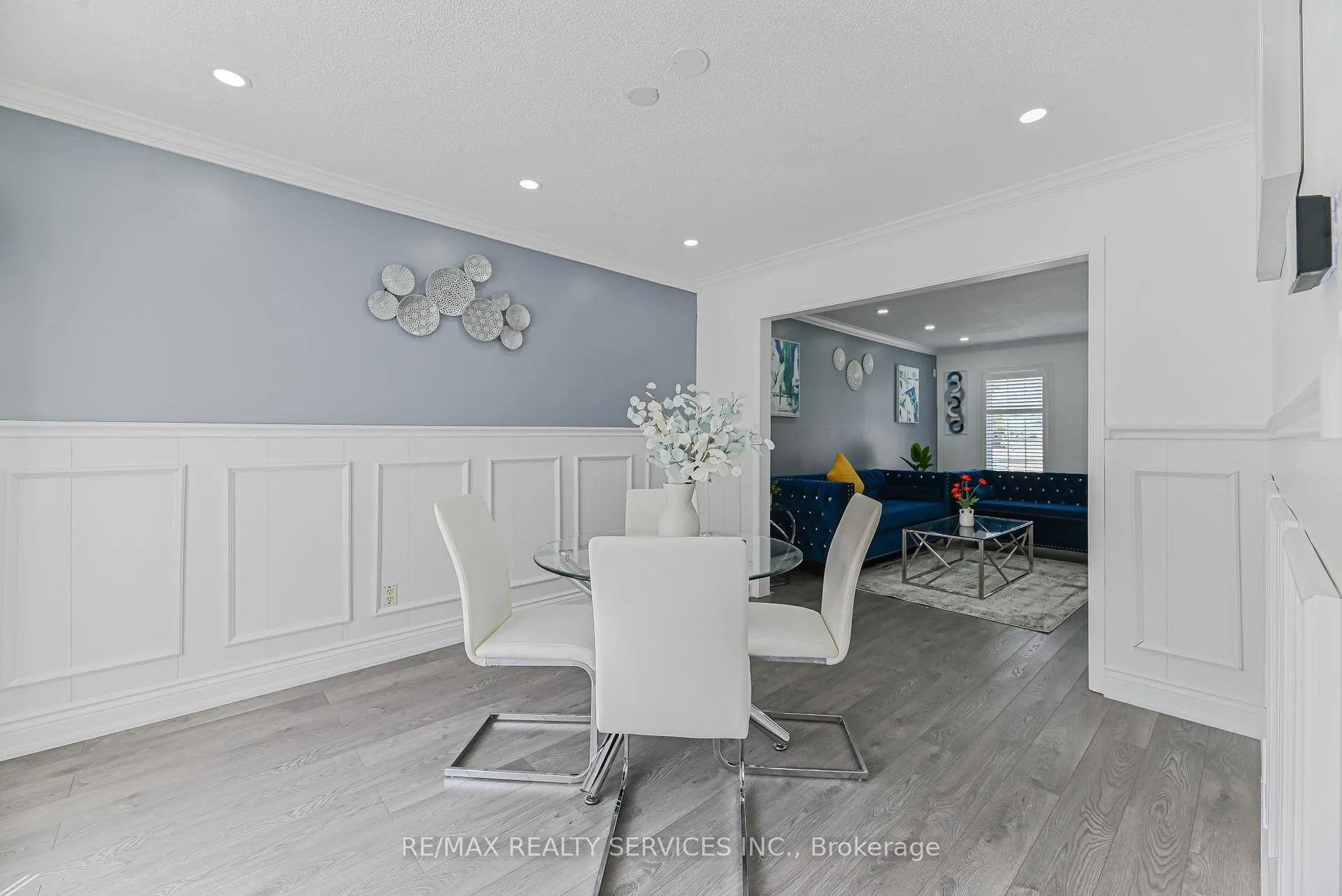 Photo 13 of 29 Leneck Avenue, Brampton, Northwood Park — HOMEH