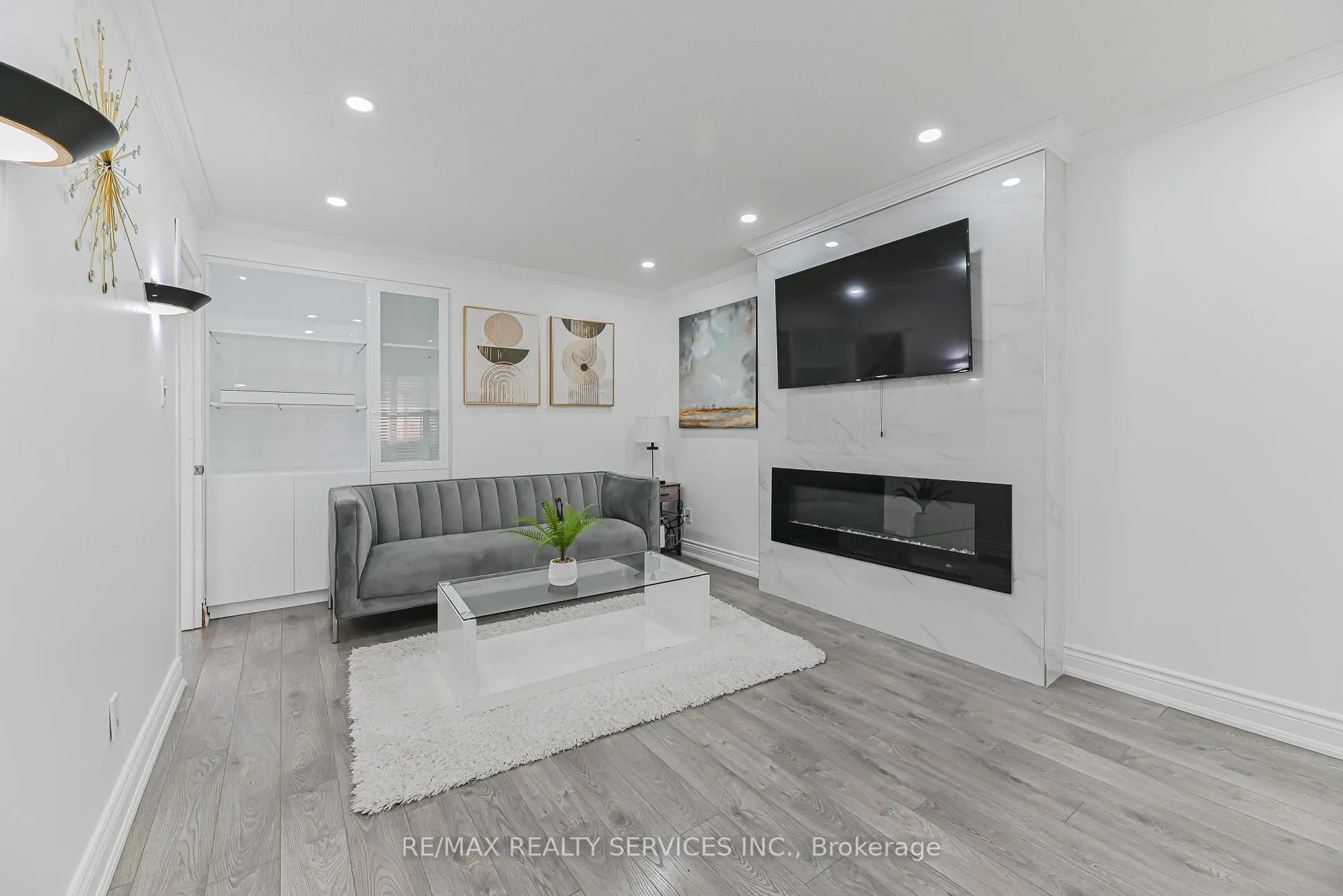 Photo 18 of 29 Leneck Avenue, Brampton, Northwood Park — HOMEH