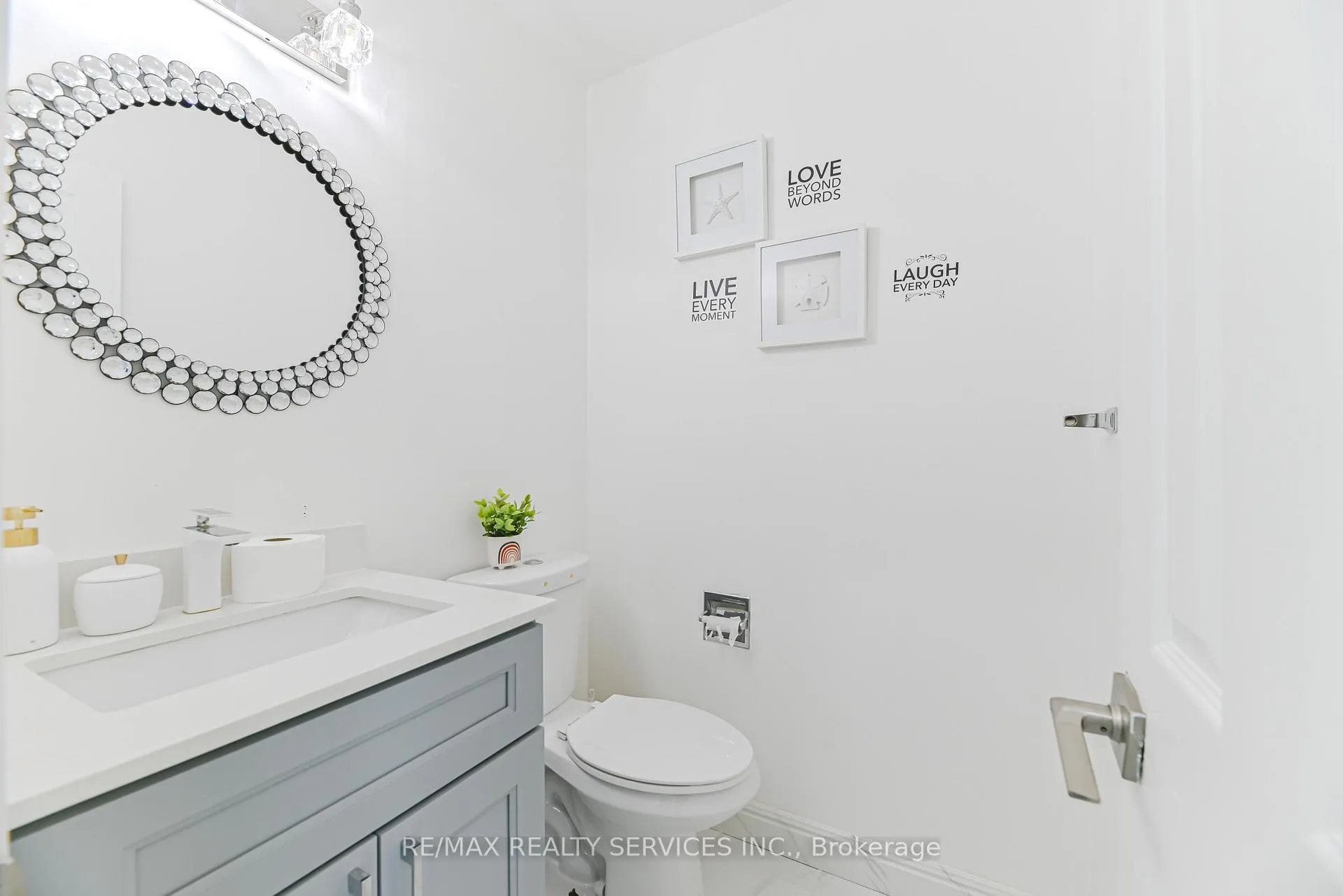 Photo 19 of 29 Leneck Avenue, Brampton, Northwood Park — HOMEH