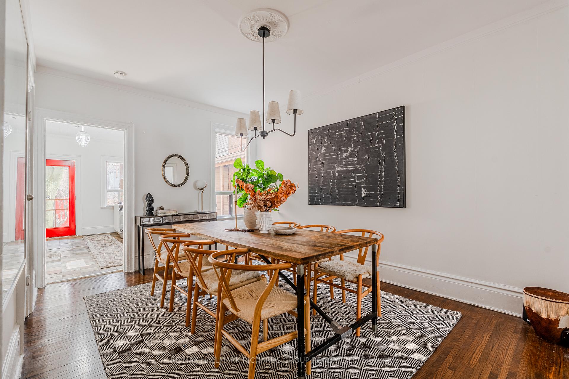 Photo 6 of 575 Lansdowne Avenue, Toronto, Dufferin Grove — HOMEH