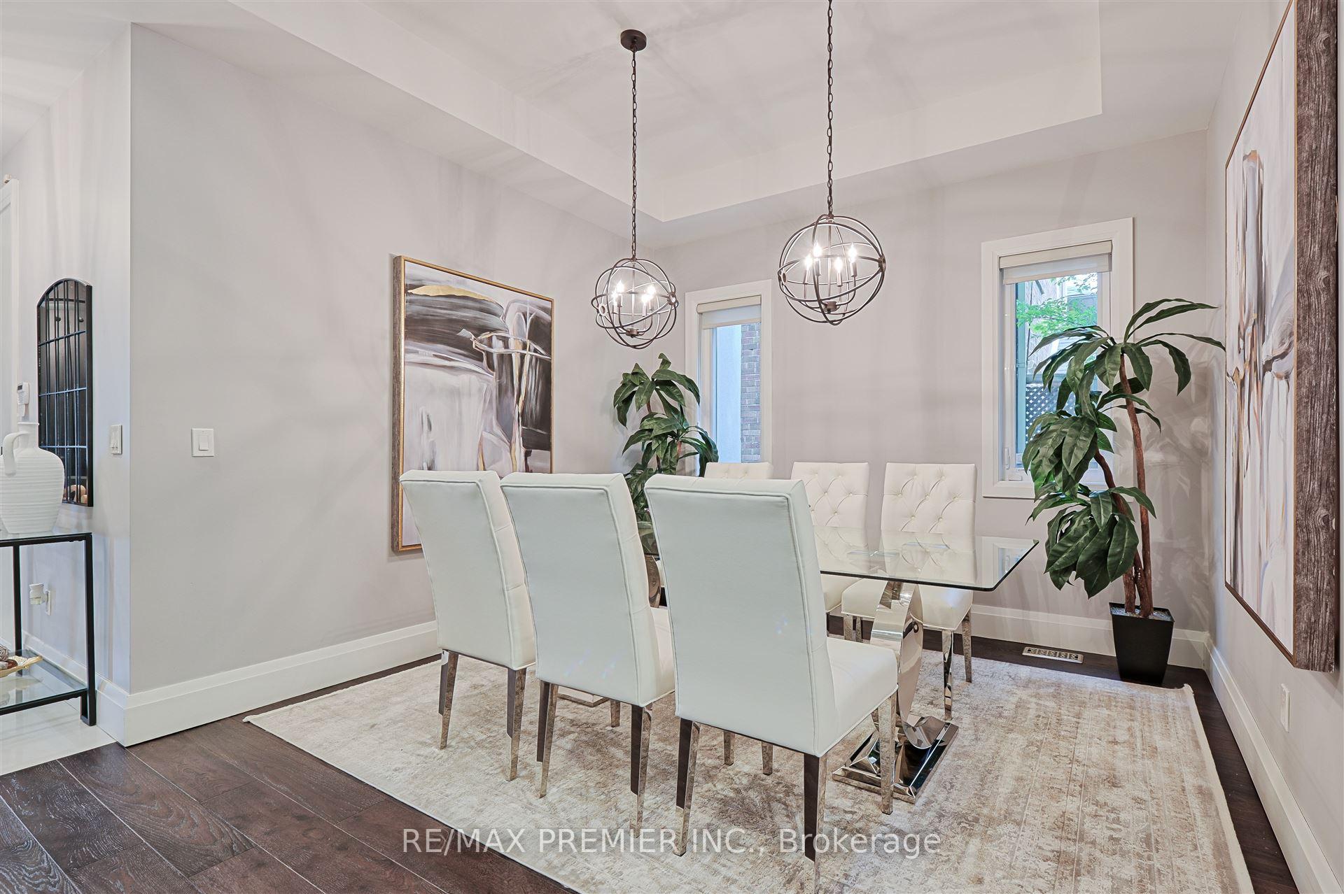 Photo 6 of 16 Leith Place, Toronto, Lawrence Park North — HOMEH