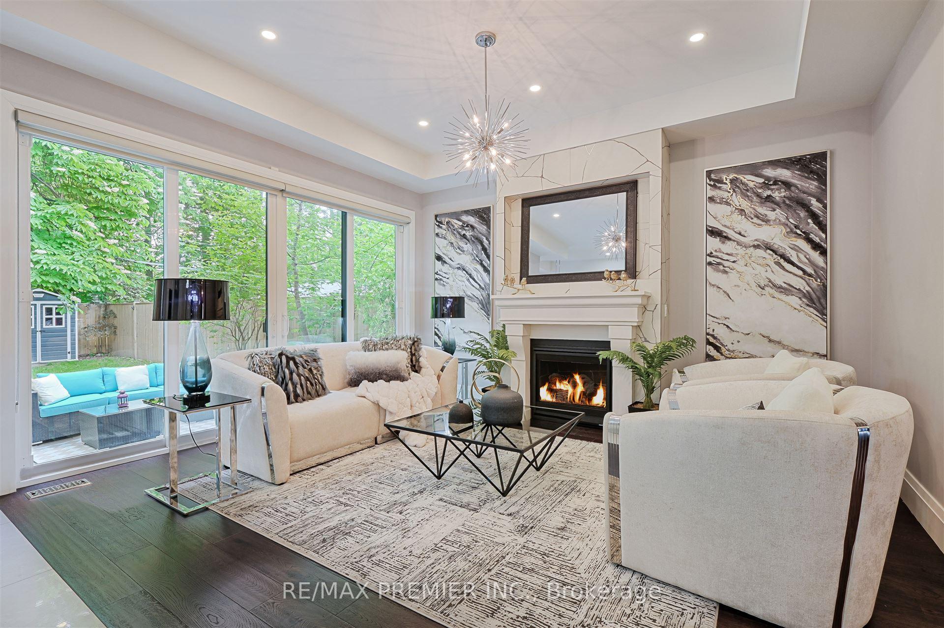 Photo 13 of 16 Leith Place, Toronto, Lawrence Park North — HOMEH