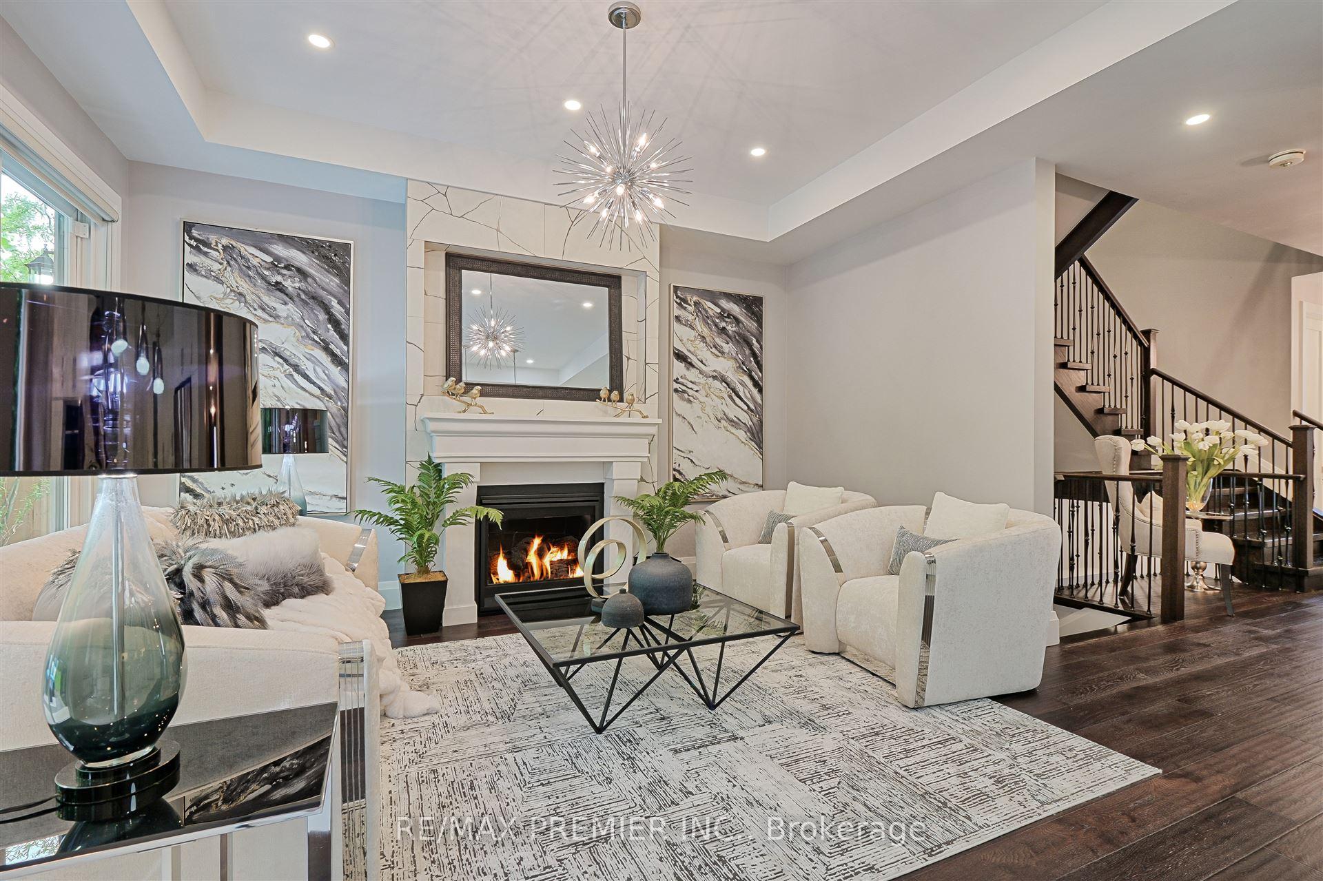 Photo 14 of 16 Leith Place, Toronto, Lawrence Park North — HOMEH