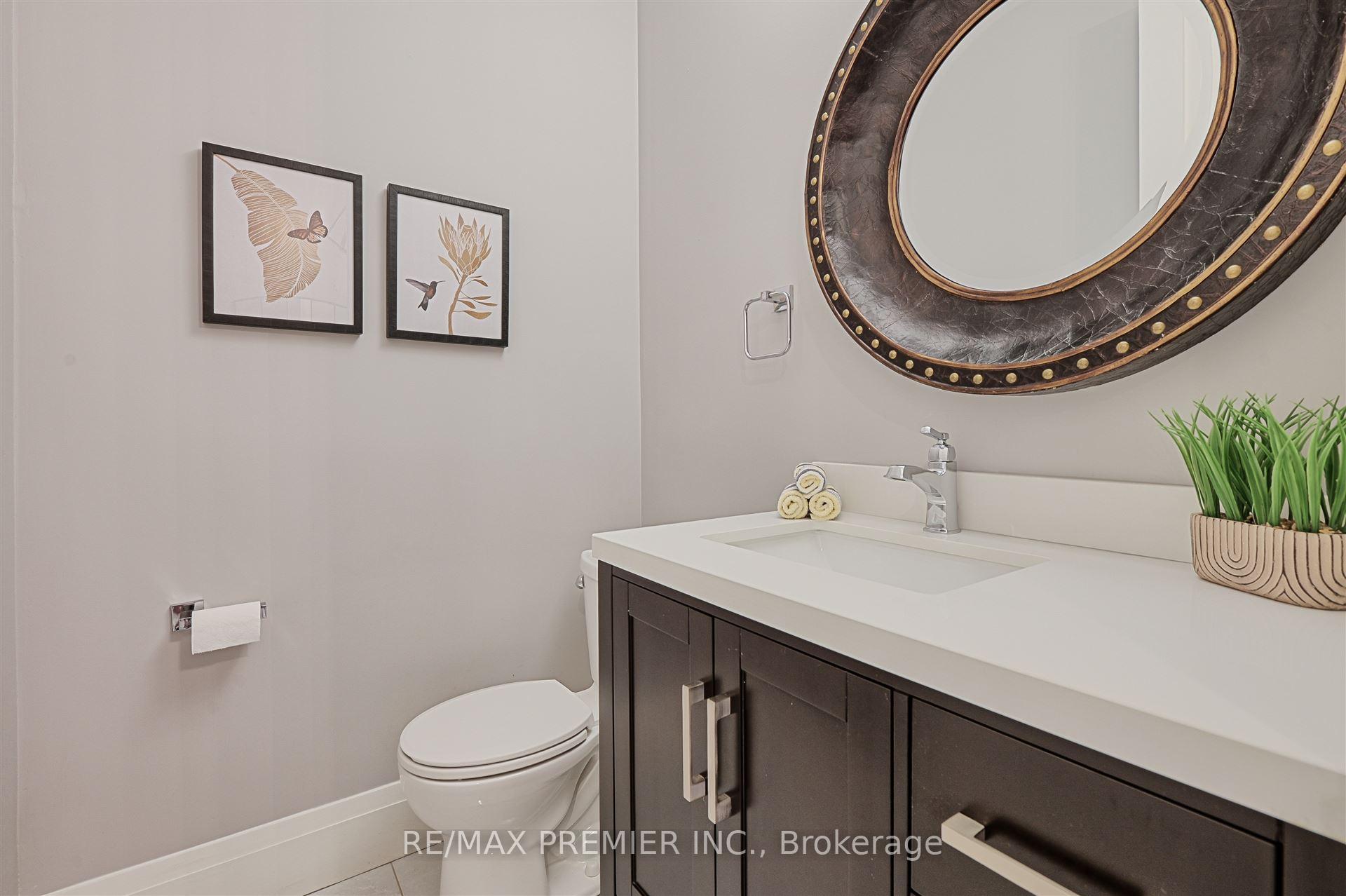 Photo 15 of 16 Leith Place, Toronto, Lawrence Park North — HOMEH