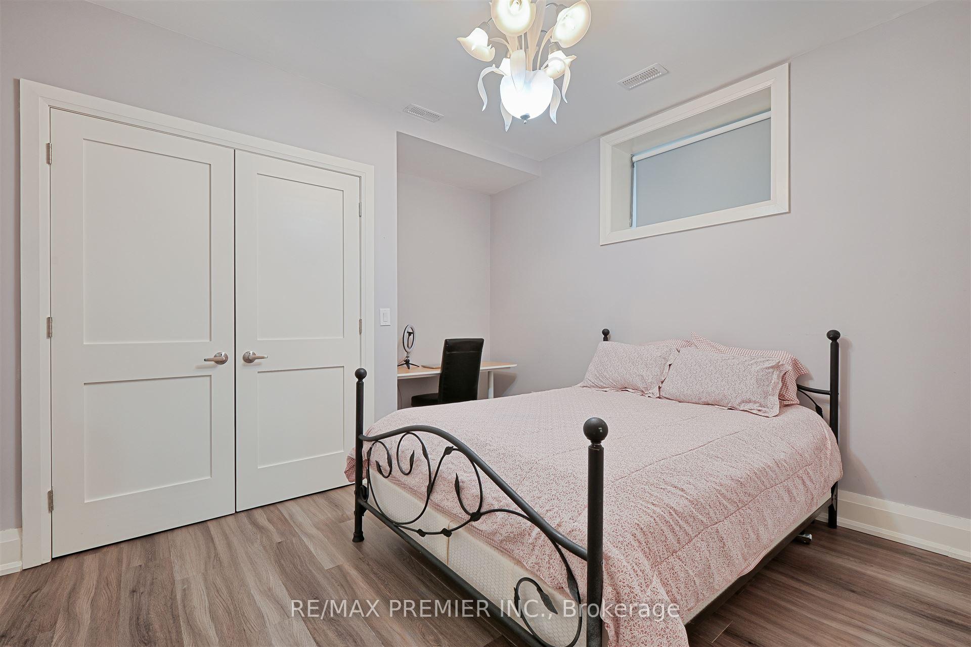 Photo 34 of 16 Leith Place, Toronto, Lawrence Park North — HOMEH