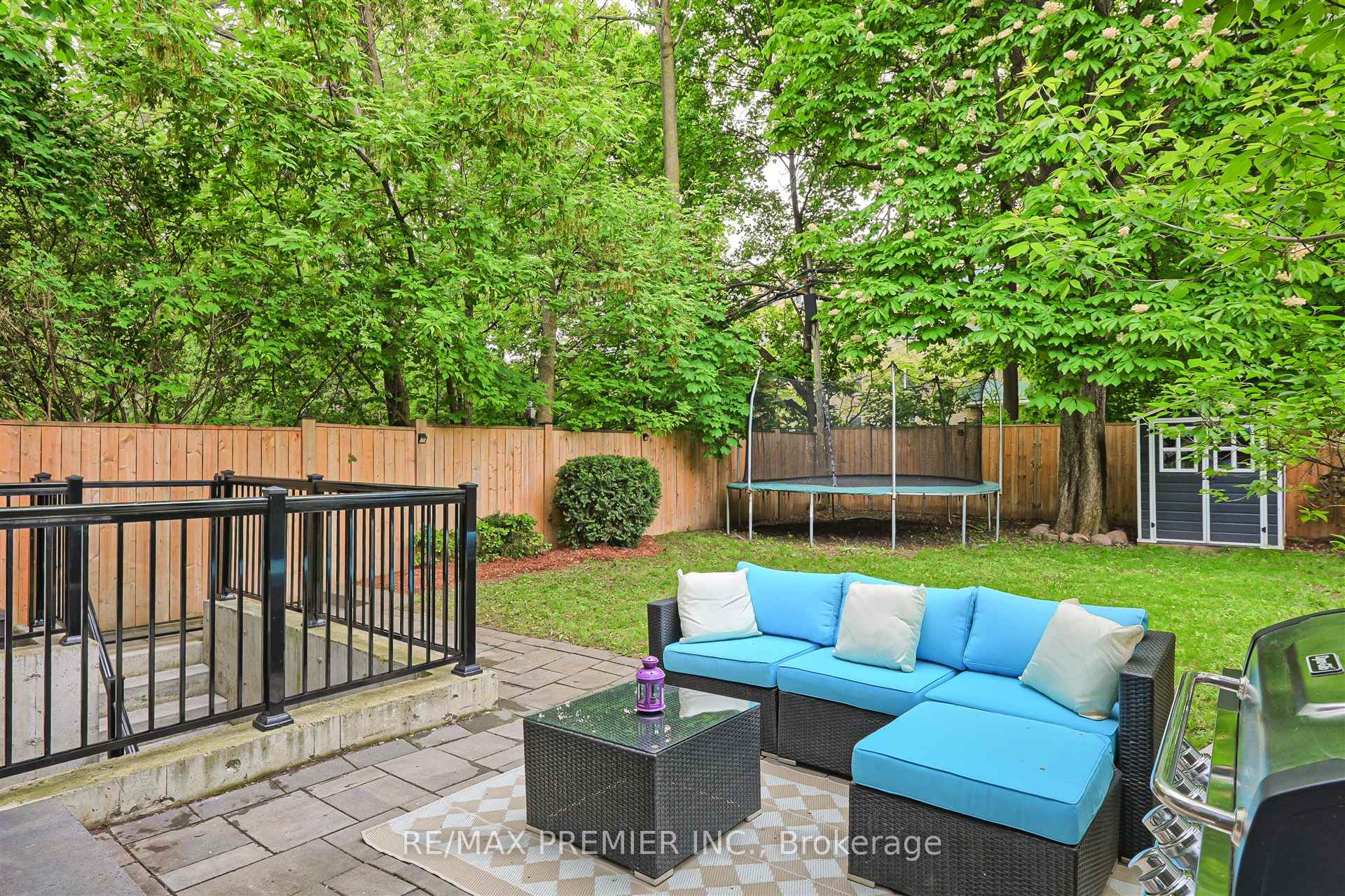 Photo 39 of 16 Leith Place, Toronto, Lawrence Park North — HOMEH