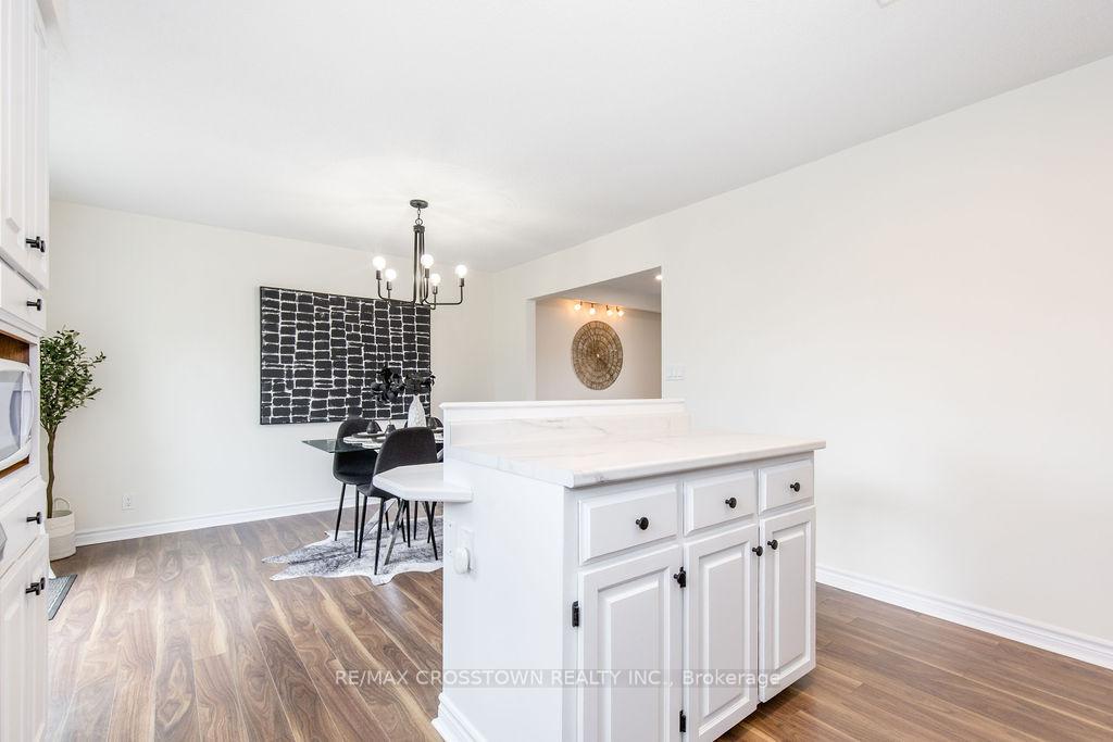Photo 13 of 493 7th Avenue, Tay, Port McNicoll — HOMEH