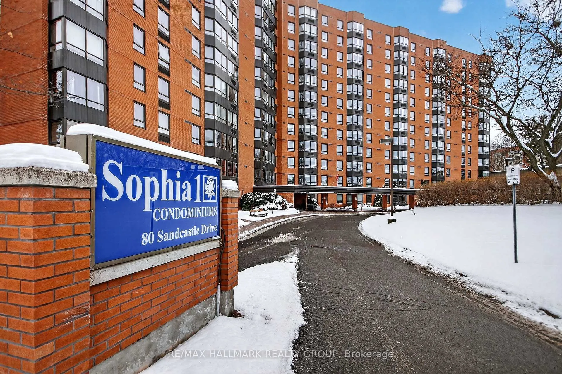 Front of Unit 617, 80 Sandcastle Drive