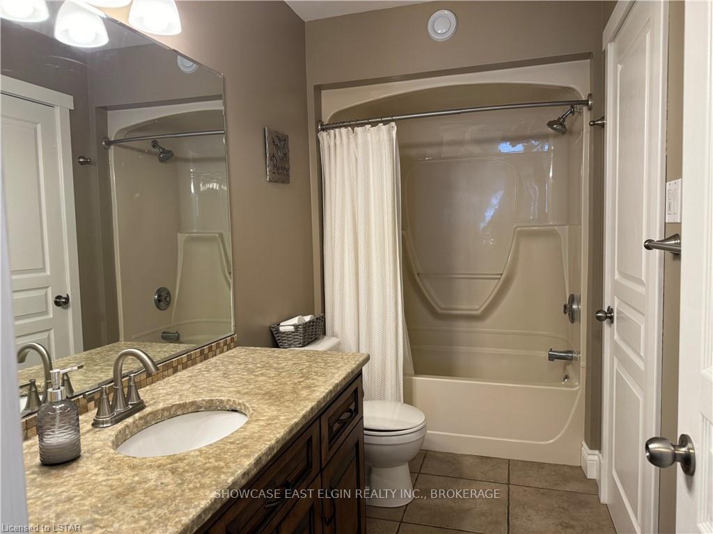 Photo 15 of 6 Woodvale Drive, Thames Centre, Dorchester — HOMEH