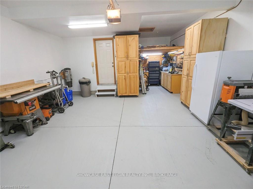 Photo 22 of 6 Woodvale Drive, Thames Centre, Dorchester — HOMEH