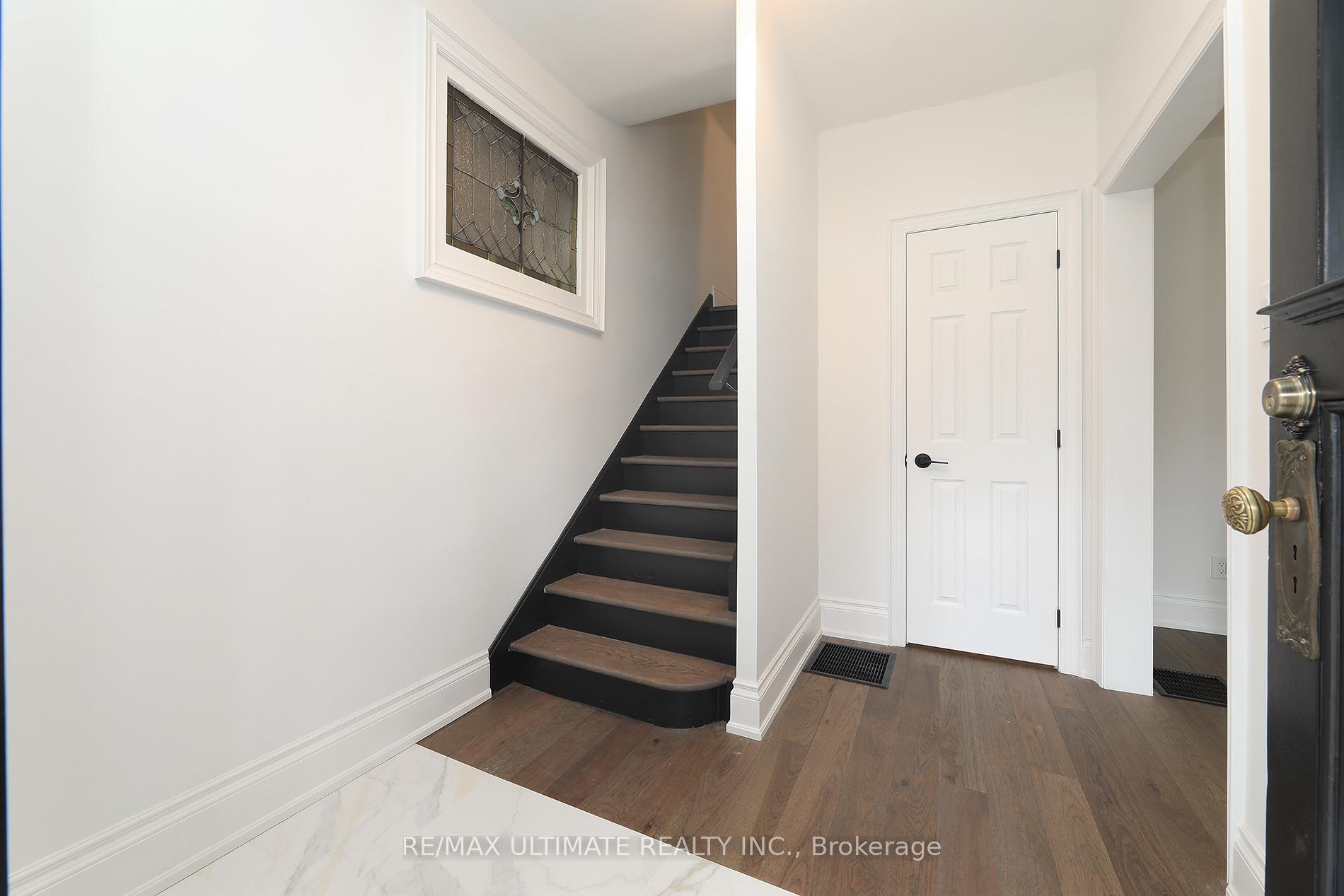 Photo 4 of 161 Concord Avenue, Toronto, Palmerston-Little Italy — HOMEH